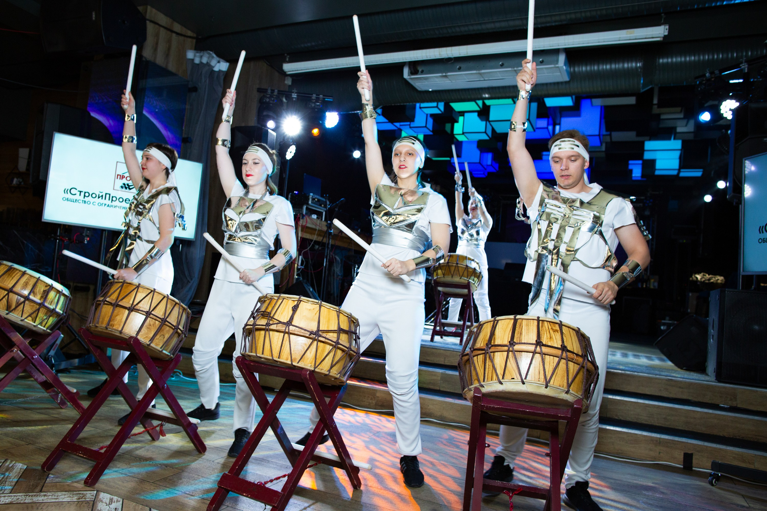 Фотограф на корпоратив. Семейный и детский фотограф в Иркутске Анастасия Сыроватская