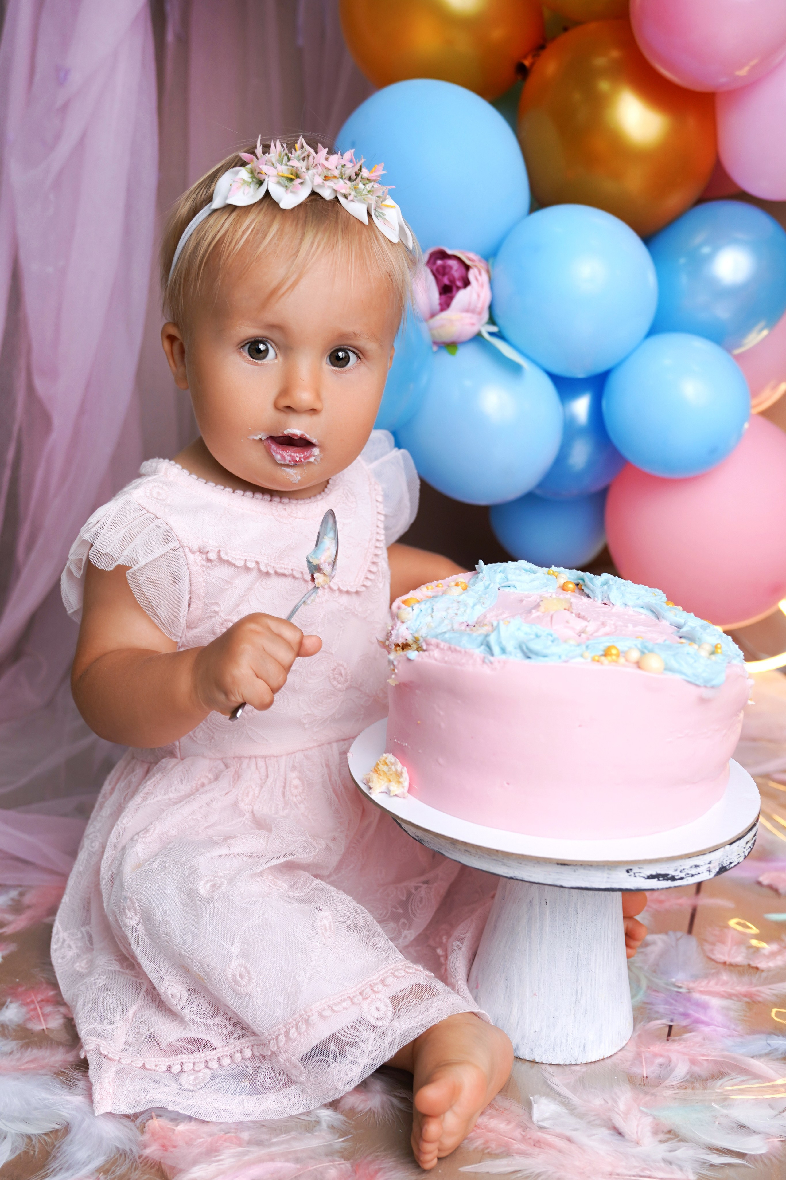 Фотосессия ГОДОВАСИЕ. Фотограф новорожденных, детей до года и беременных в Симферополе