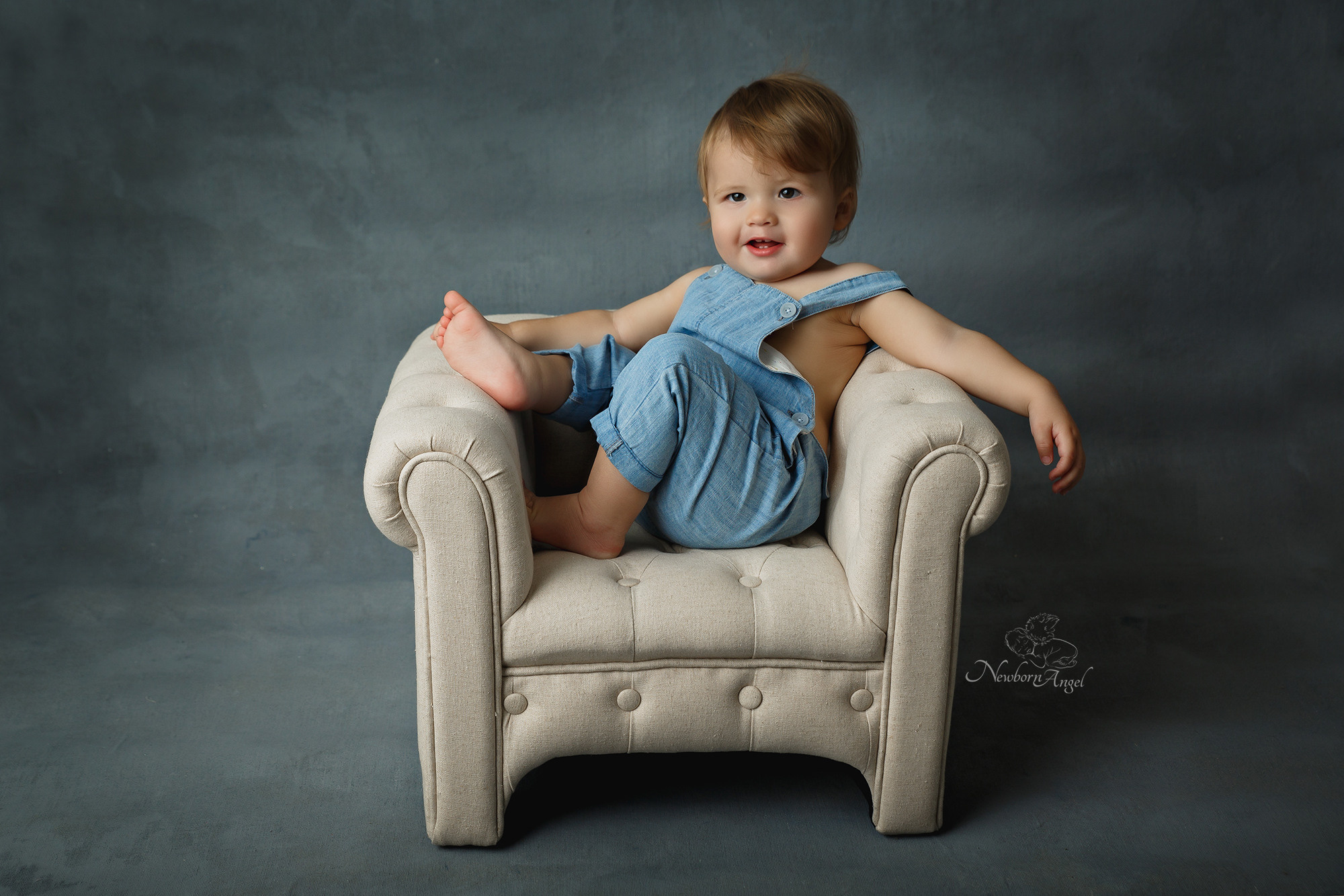 Фотосессия детей от 4х месяцев до 2х лет. Фотосессия новорожденного в Москве Newborn Angel