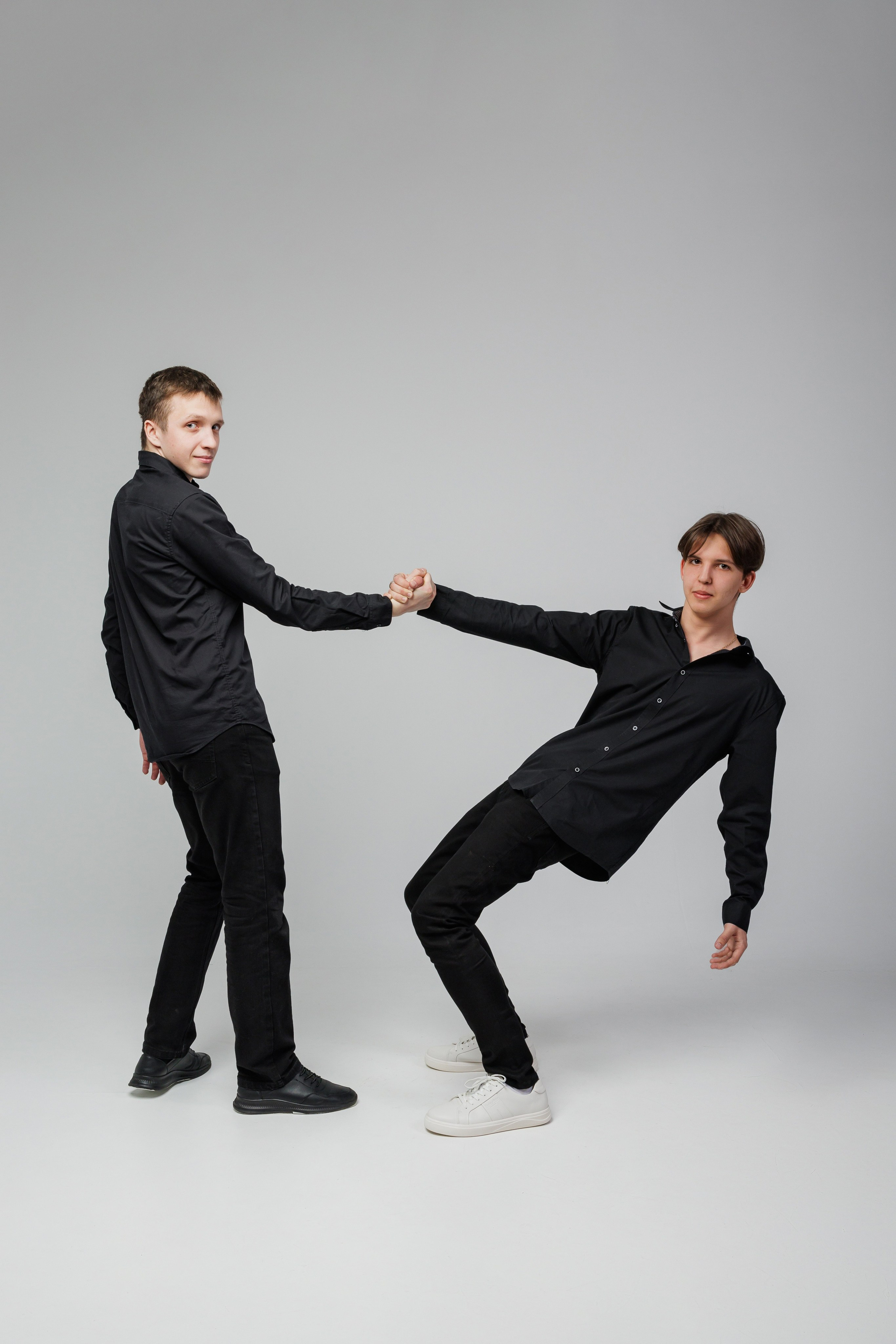 Выпускные альбомы Новокузнецк. Фотограф в Новокузнецке Бахтияр Омуров