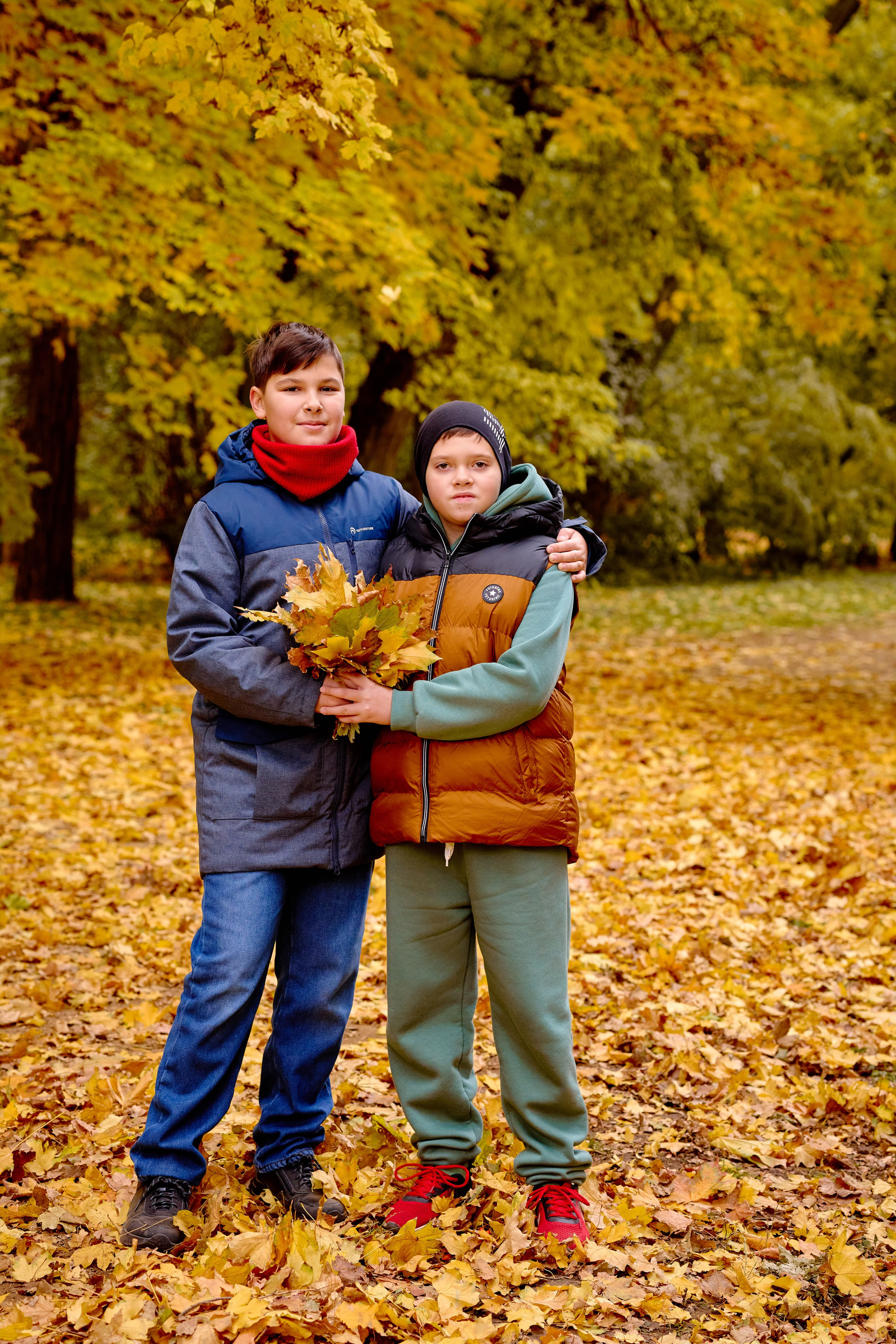 Сьемка для Выпускного Альбома В Парке. Фотограф Выпускные альбомы Таганрог Сергей Коробченко