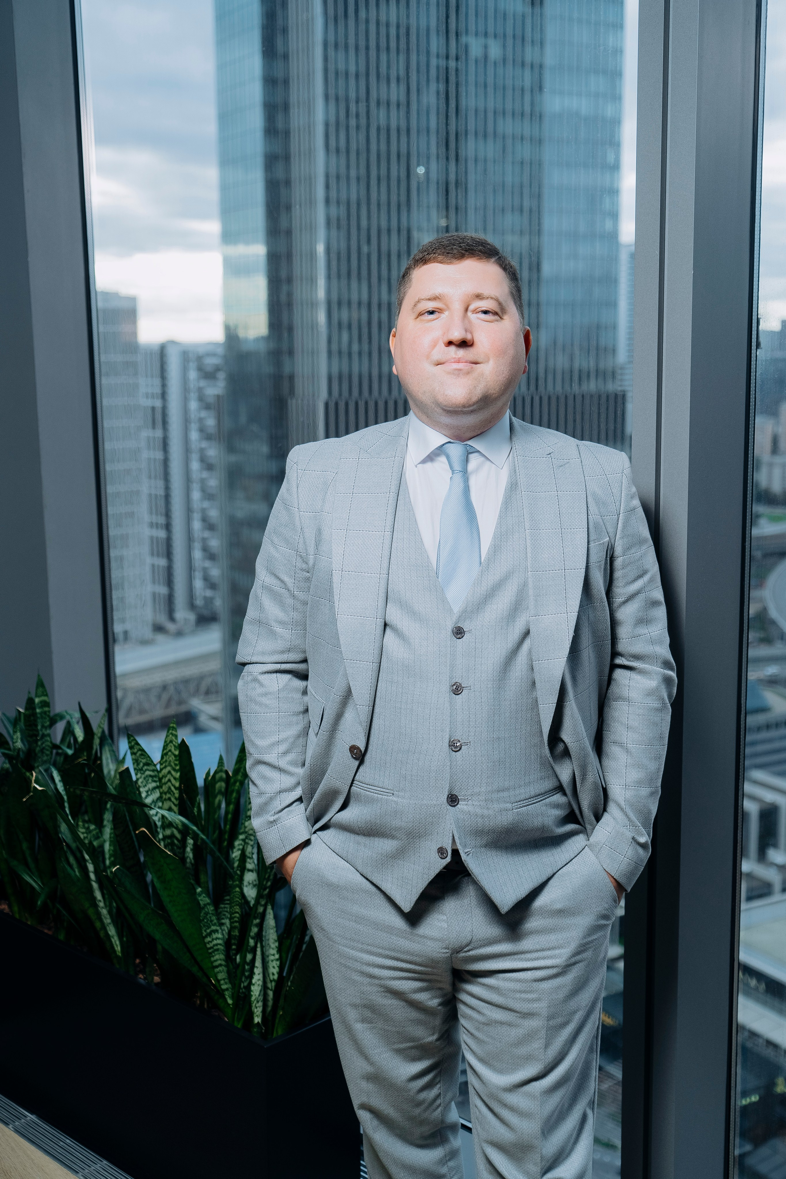 Деловая фотосессия в Москва-Сити. Профессиональный портретный фотограф в Москве Владимир Глаголев