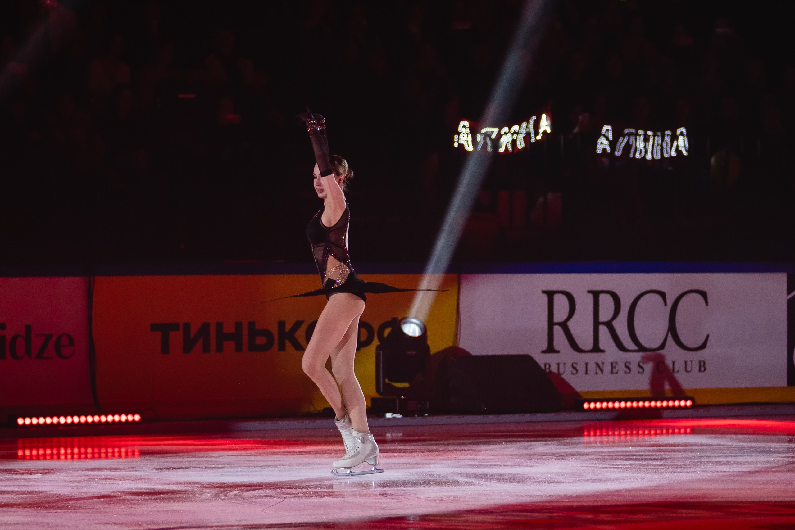 Шоу «Чемпионы на льду» в Новосибирске. Воробьева Ксения — Спортивный и танцевальный фотограф Новосибирск