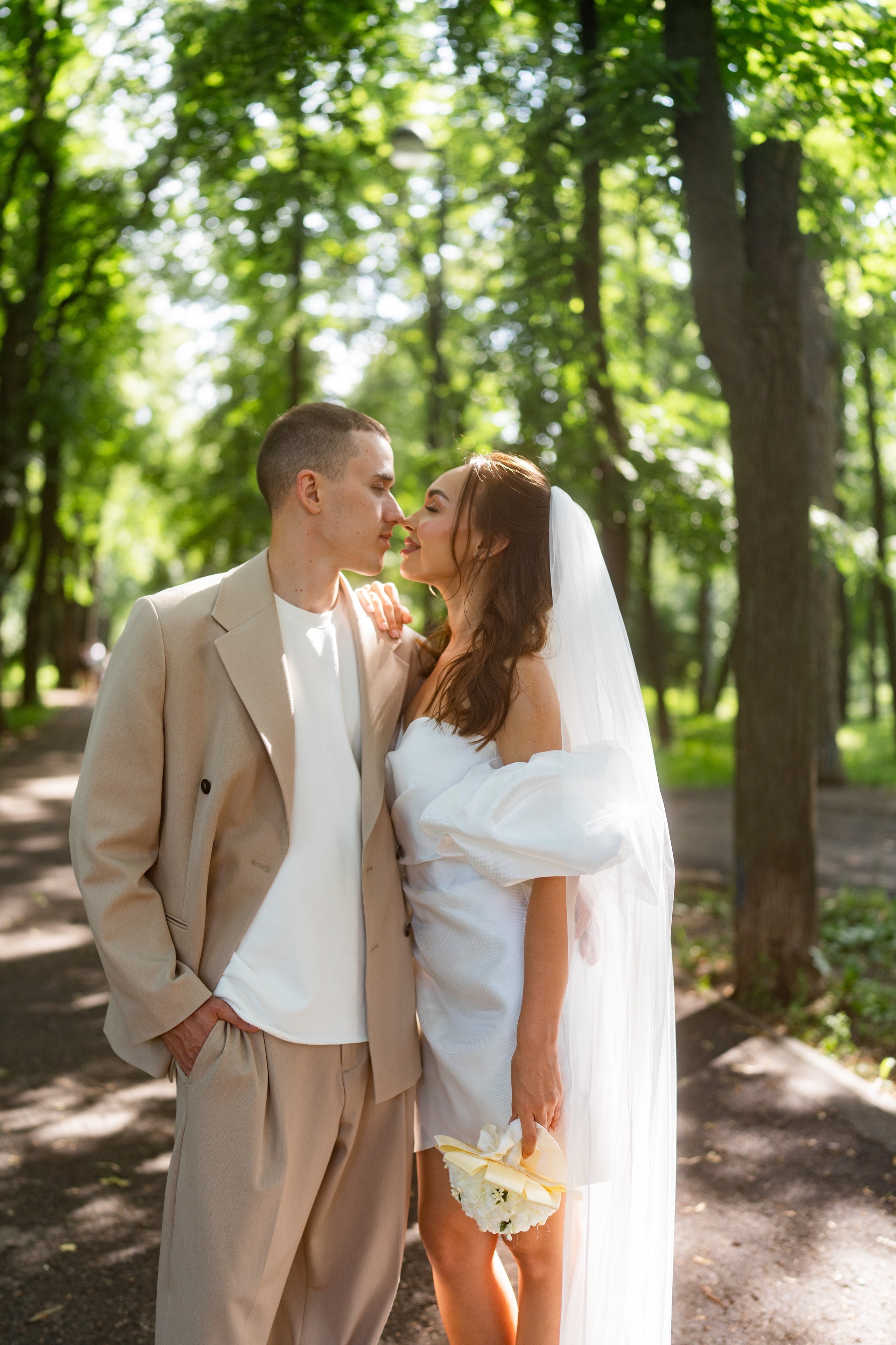 Предсвадебная прогулка Александр и Юлия. Свадебный и индивидуальный фотограф Аля Мамакова