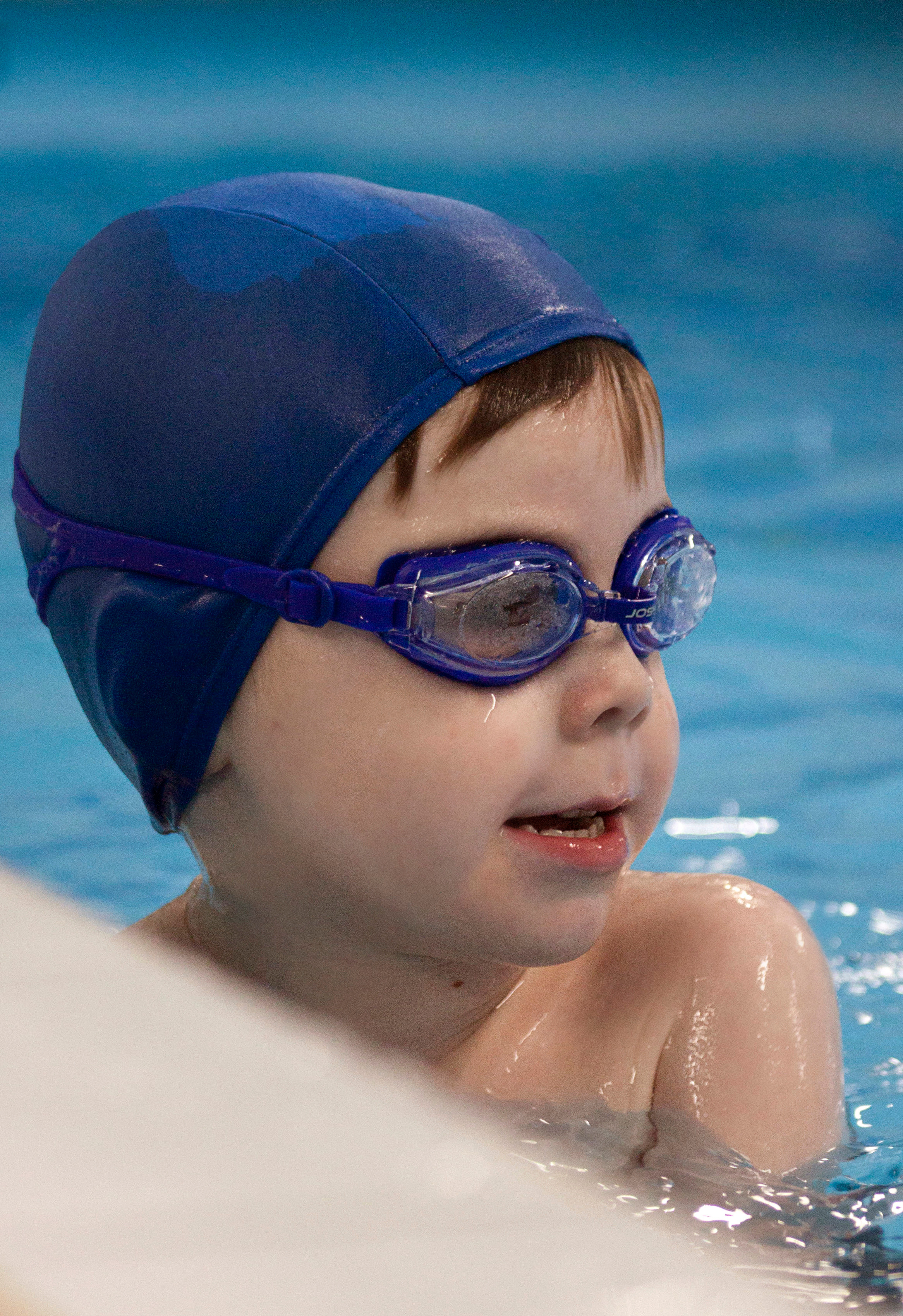 В бассейне. Фотограф в Ростове-на-Дону Юлия Желтова