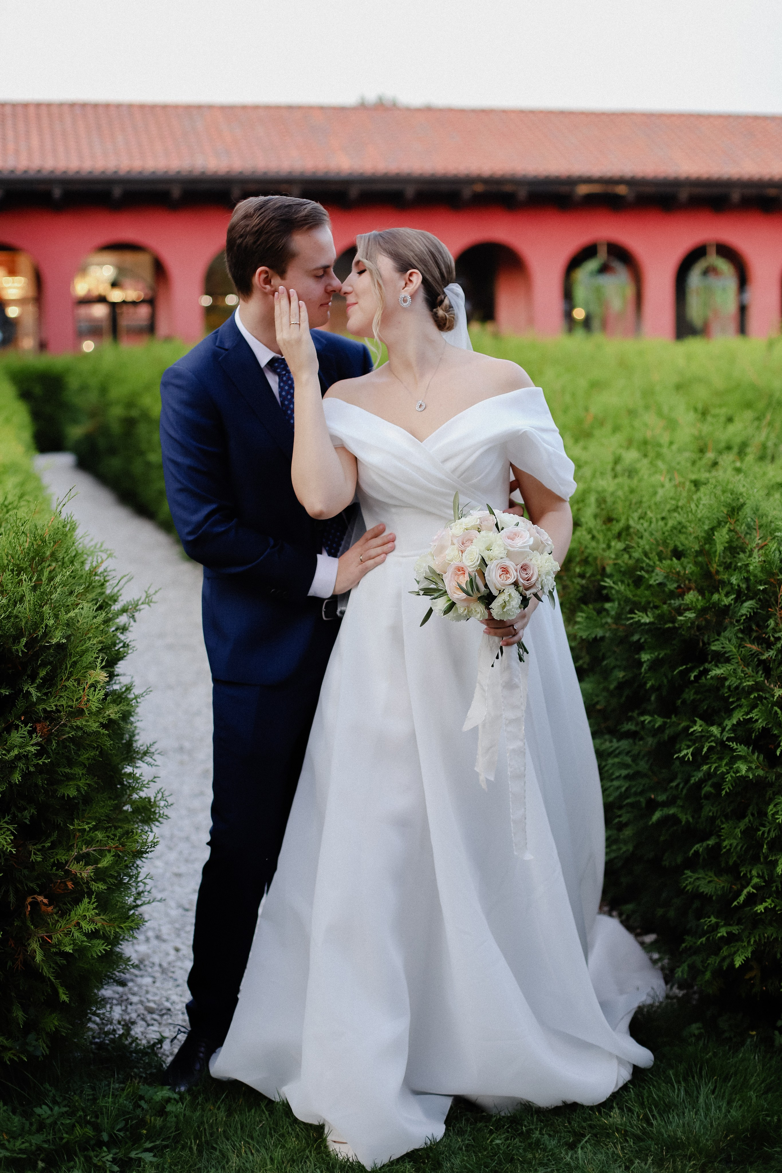 Илья и Анастасия. Фотограф в Алматы и Москве Даша Пушкина