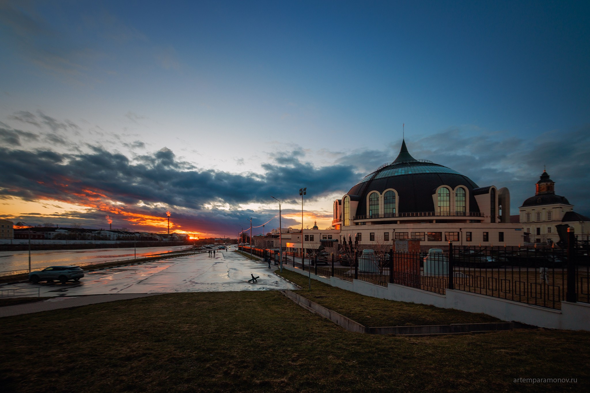 Тула. Апрель. Фотохудожник Артём Парамонов
