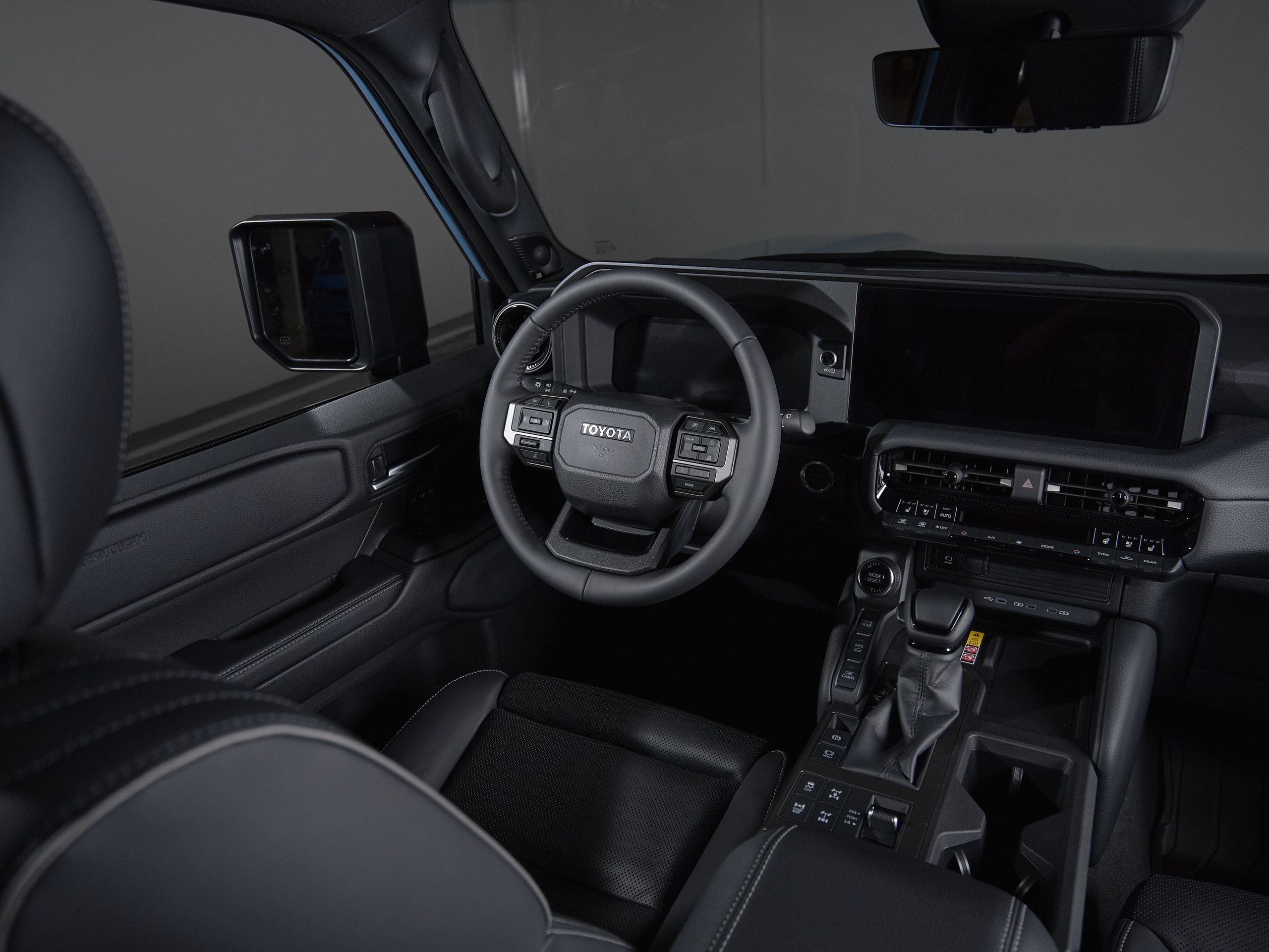 Автомобильный фотограф в Санкт-Петербурге Антон Гумен | Фотосессии авто для автосалонов