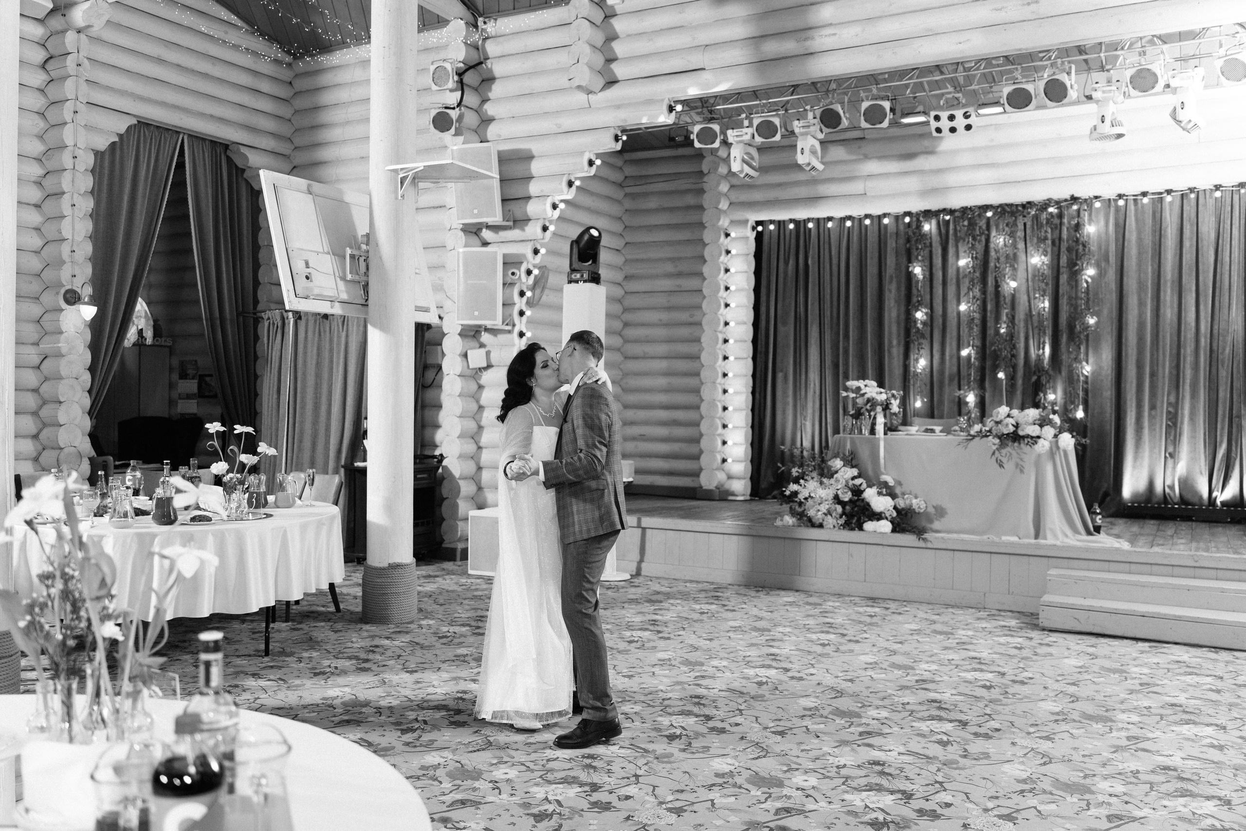 Свадьба Валентина и Дарьи в загородном клубе «Ближняя дача»