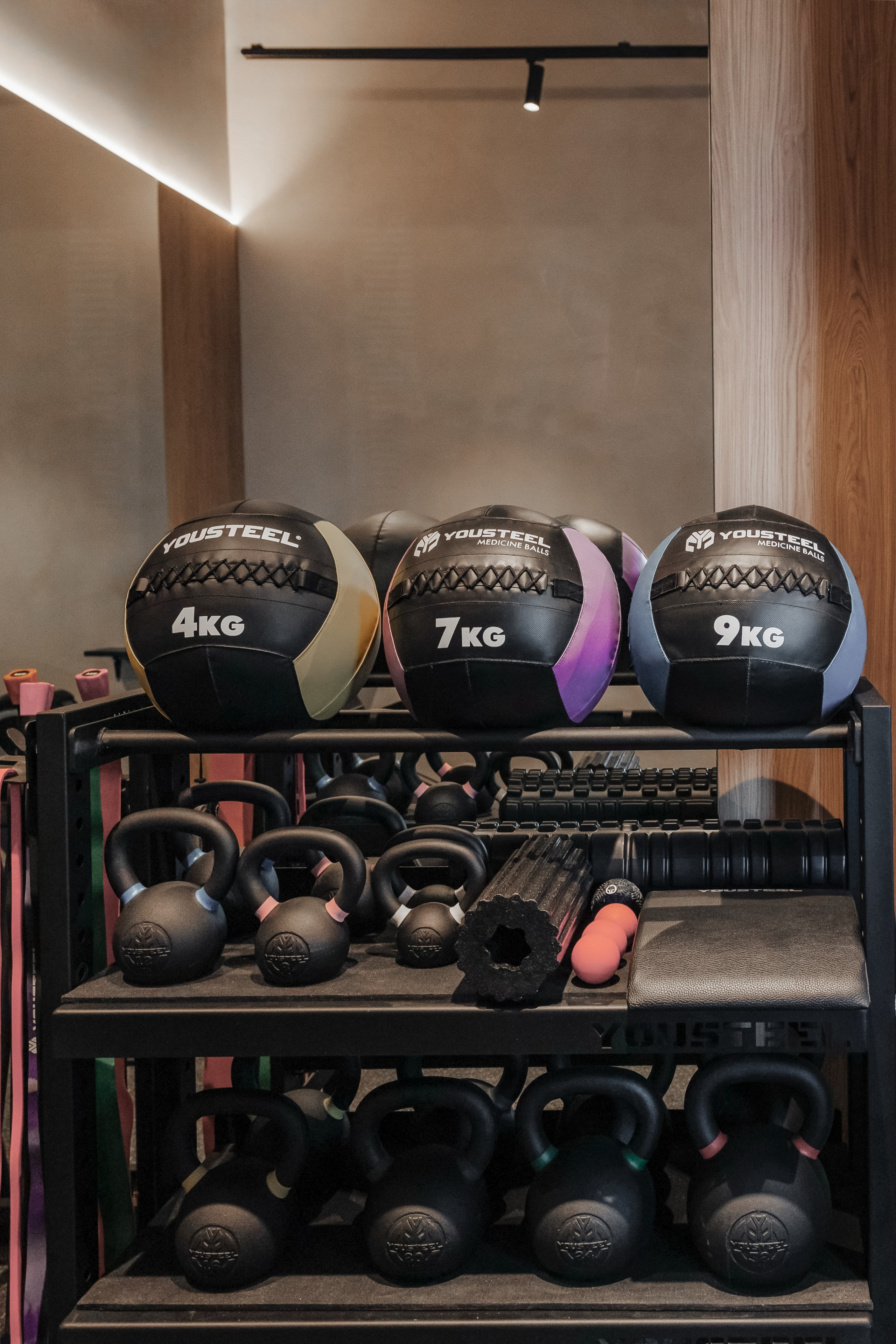 Авторский спортивный зал в спальном районе СПб | Компактная планировка 40 м², проект Ксении Новиковой, интерьерный дизайн