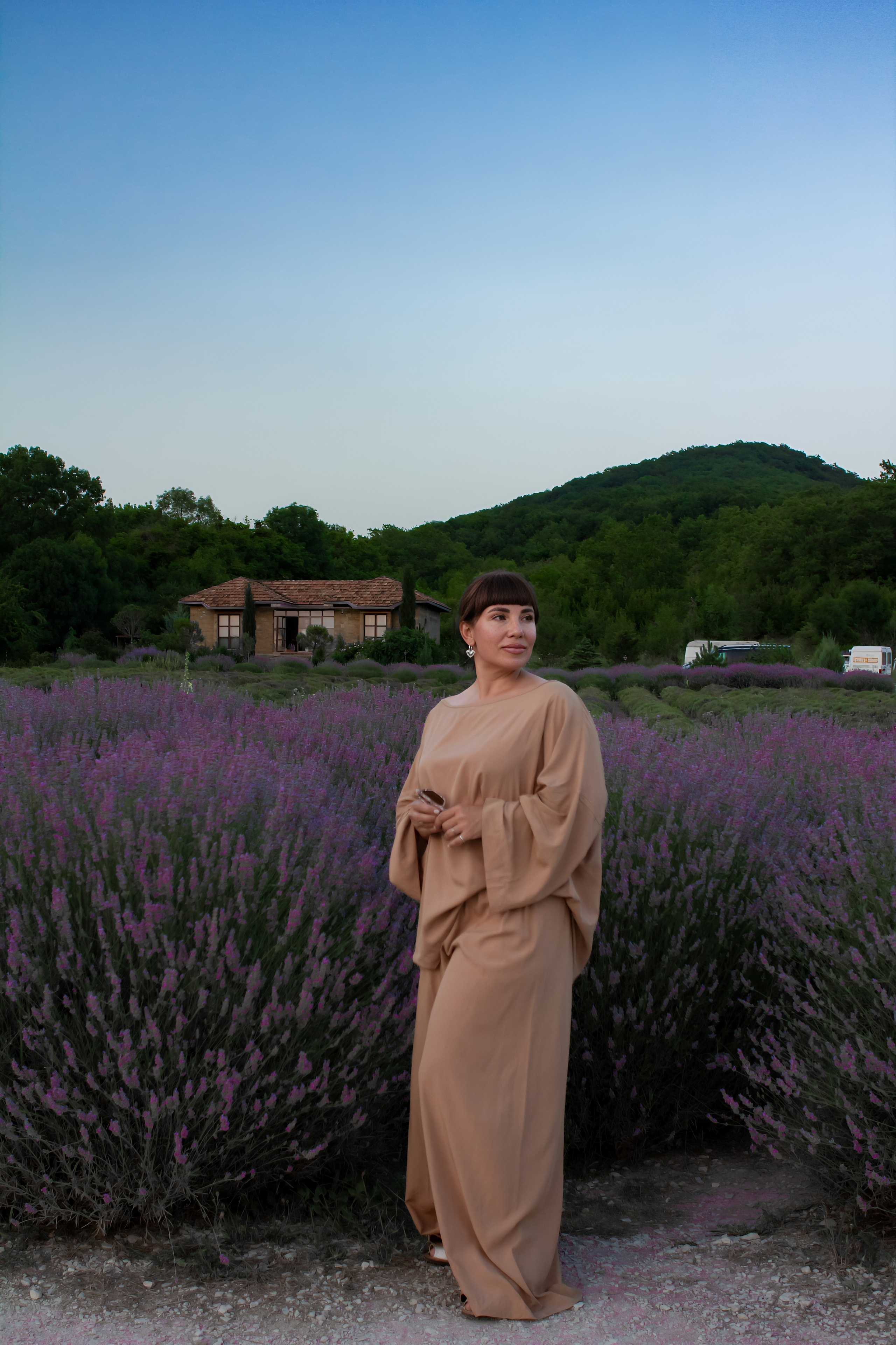 Прогулка по лавандовом у полю 🪻. Женский портрет и немного больше в Санкт-Петербурге