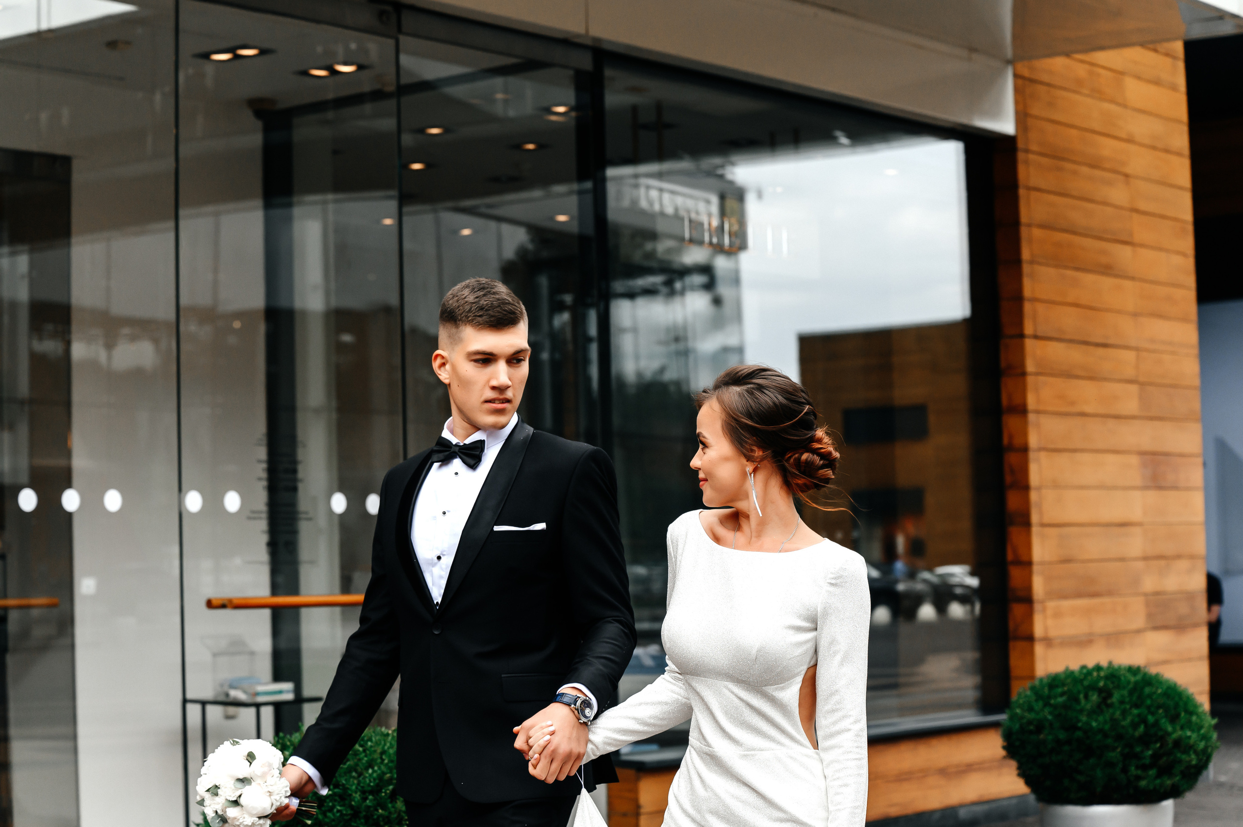 Тома + Антон. Свадебный видеограф и фотограф в Москве Никонова Анна