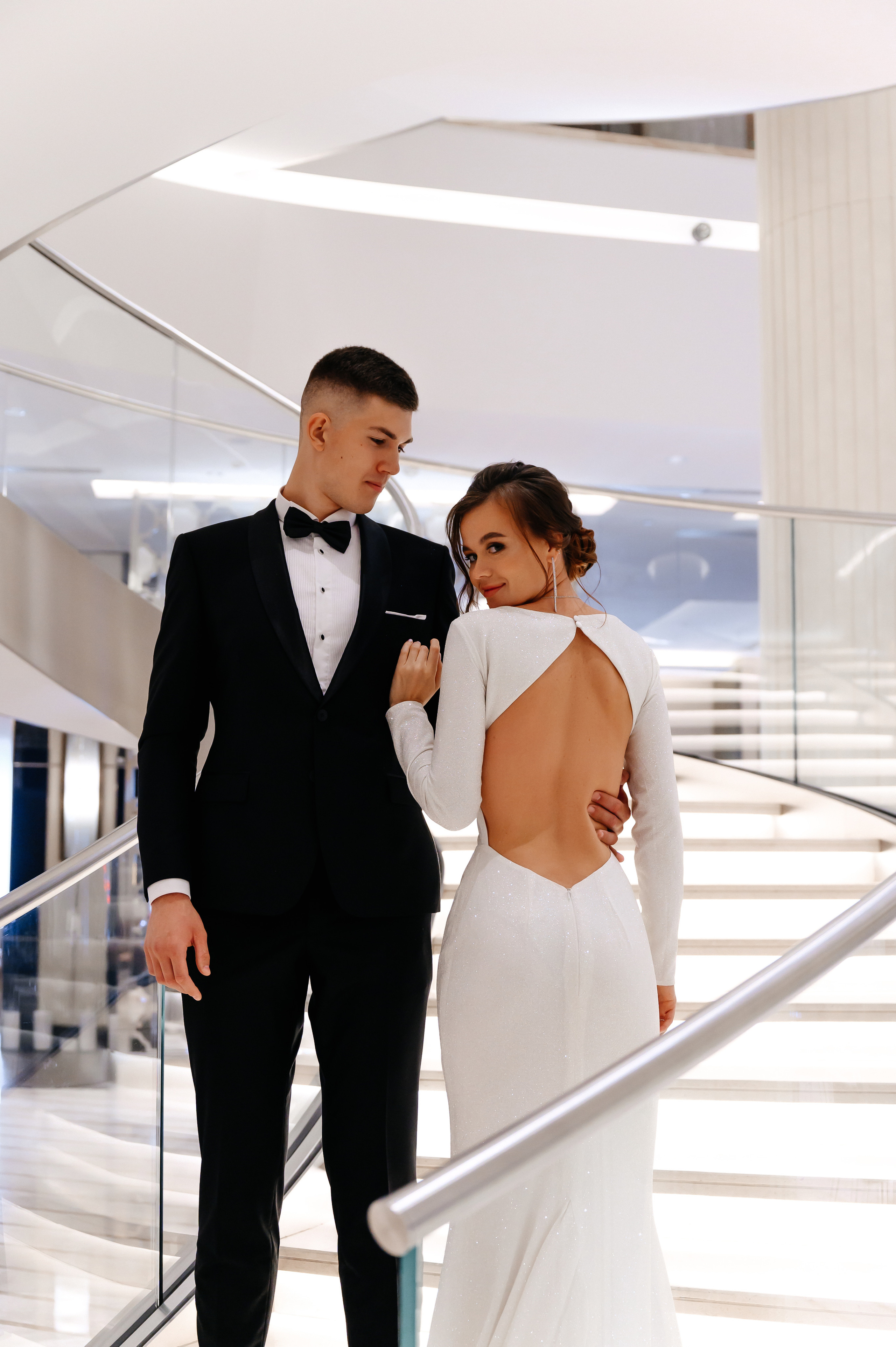 Тома + Антон. Свадебный видеограф и фотограф в Москве Никонова Анна