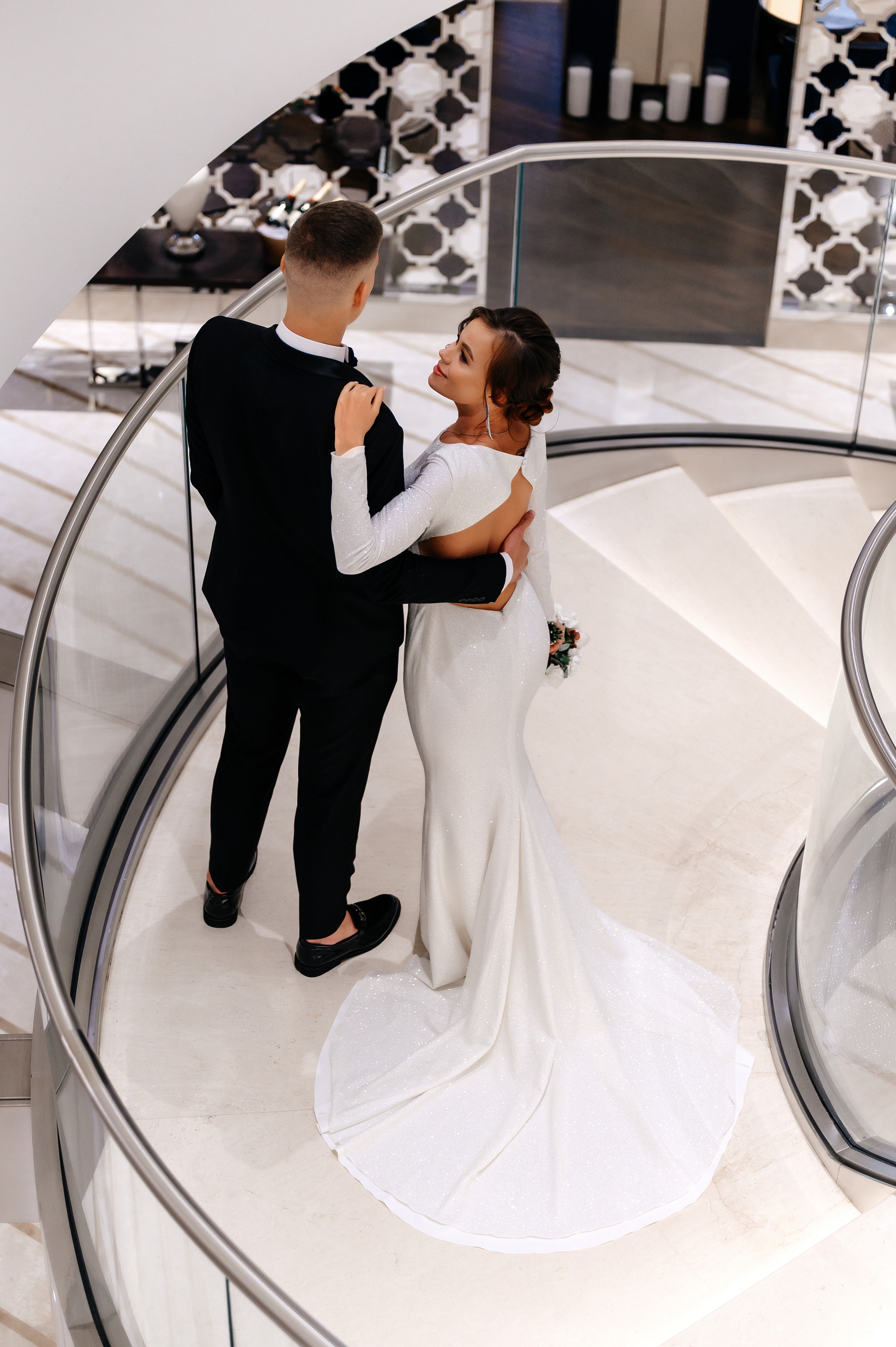 Тома + Антон. Свадебный видеограф и фотограф в Москве Никонова Анна