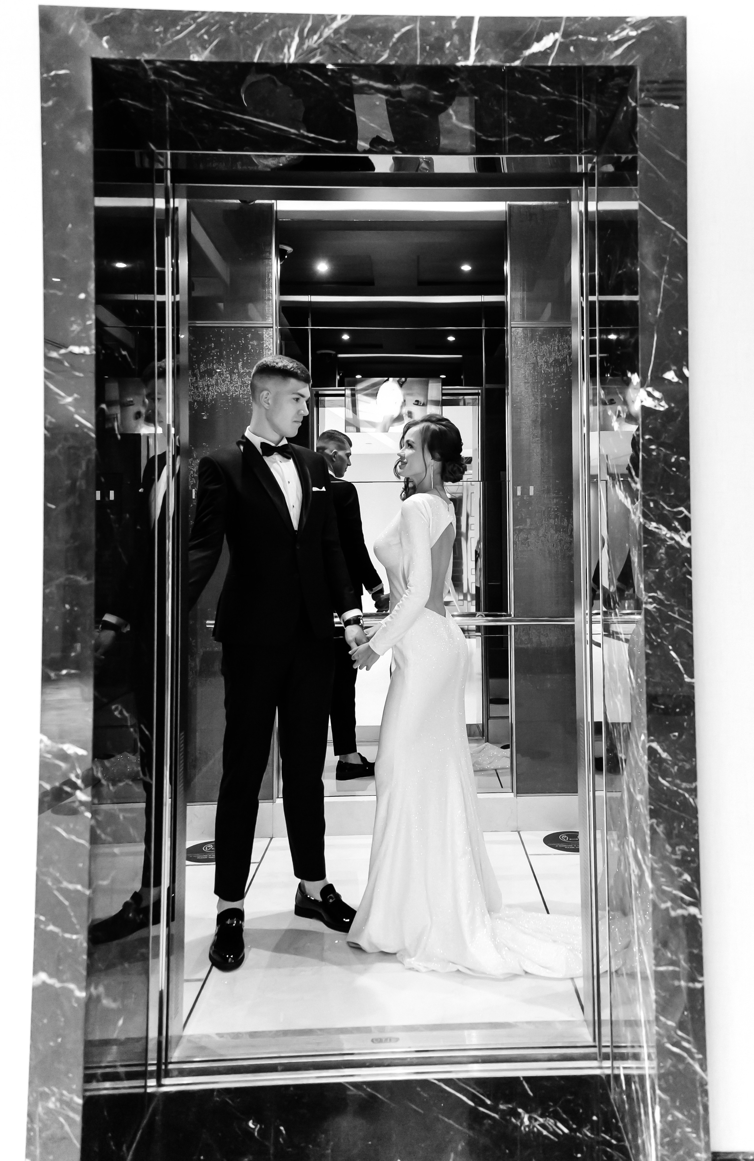 Тома + Антон. Свадебный видеограф и фотограф в Москве Никонова Анна