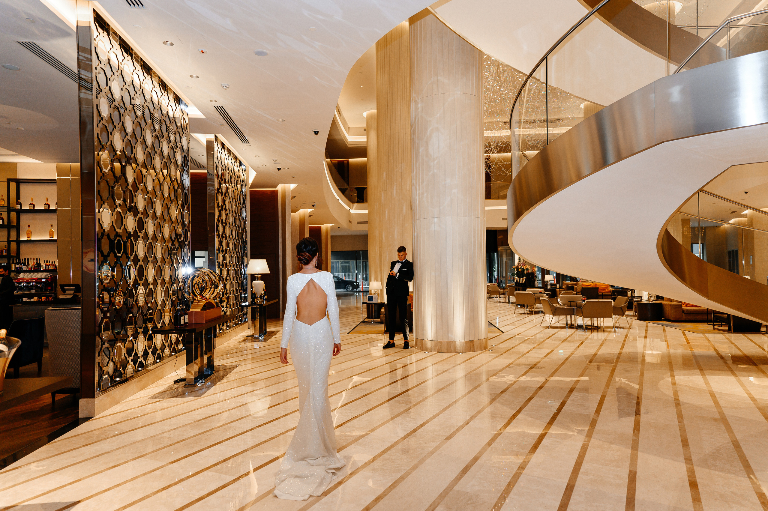 Тома + Антон. Свадебный видеограф и фотограф в Москве Никонова Анна