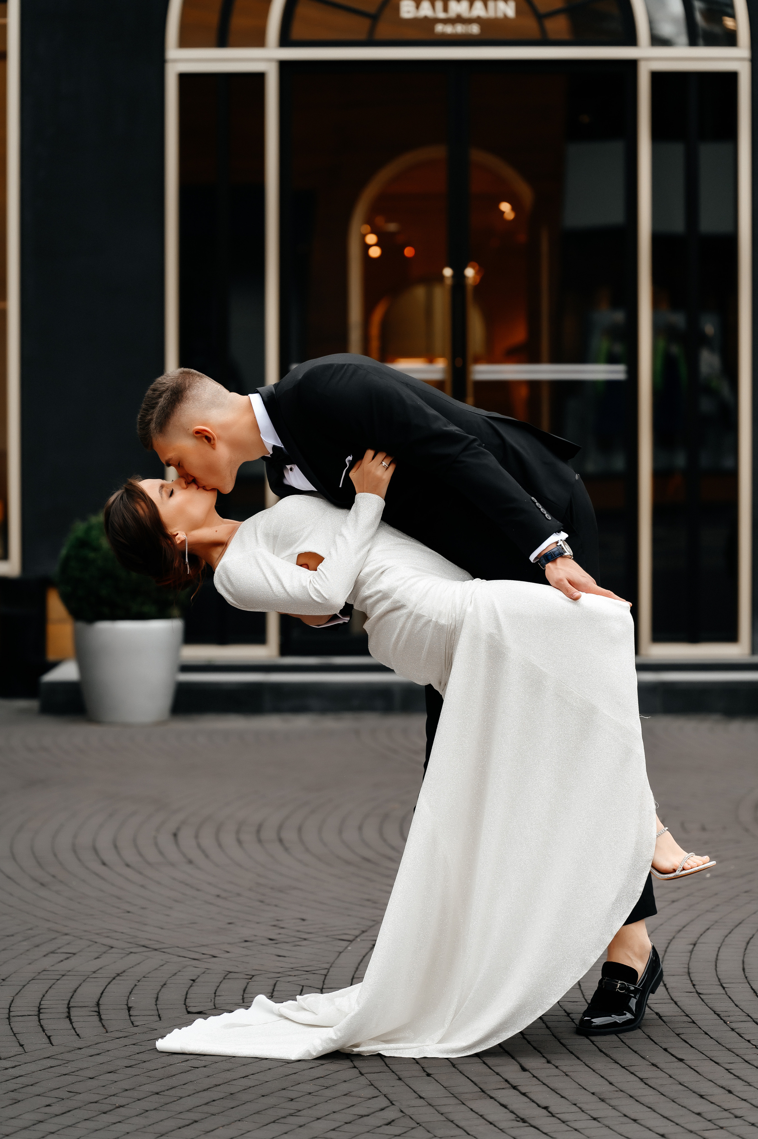 Тома + Антон. Свадебный видеограф и фотограф в Москве Никонова Анна