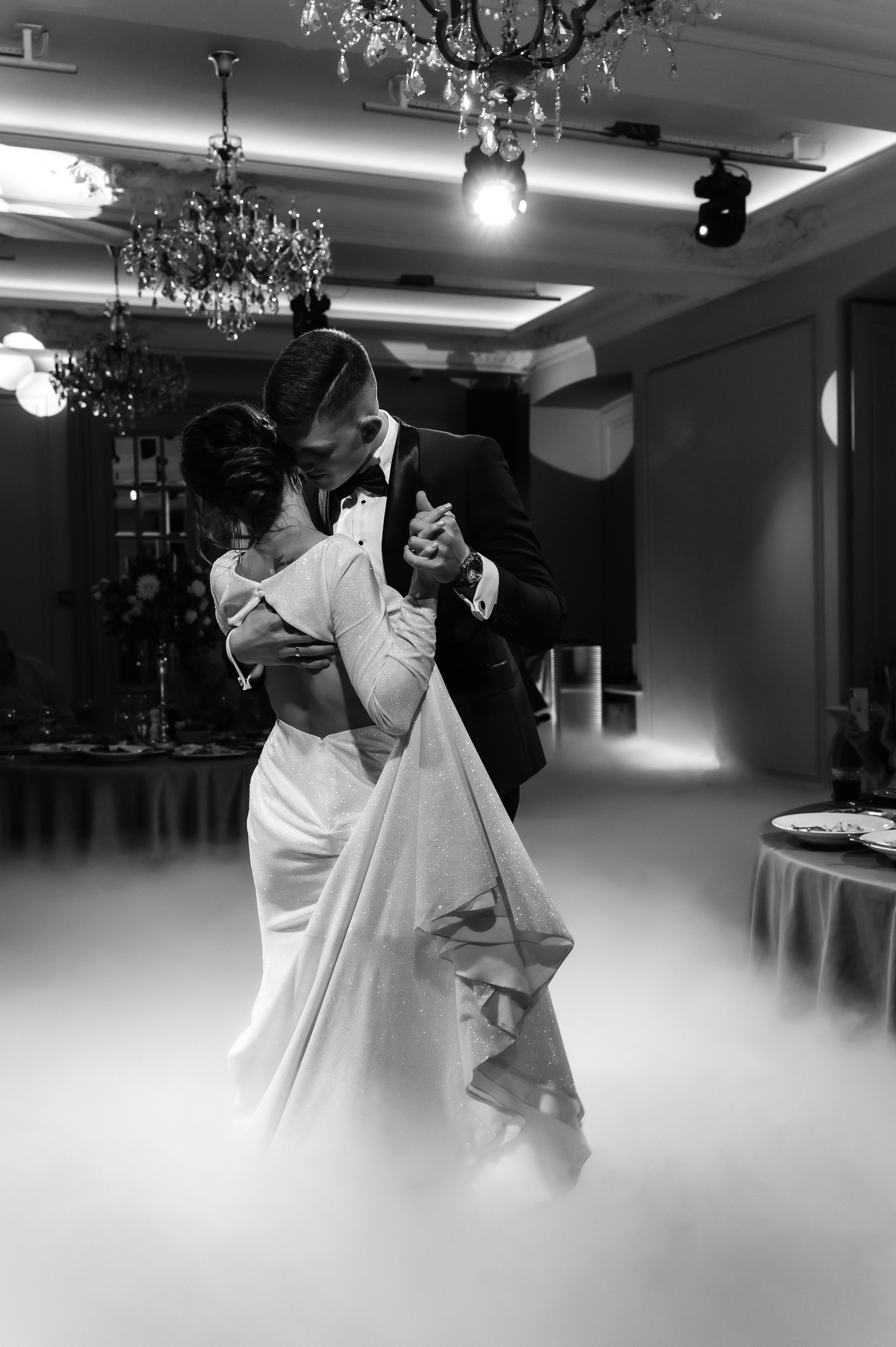 Тома + Антон. Свадебный видеограф и фотограф в Москве Никонова Анна