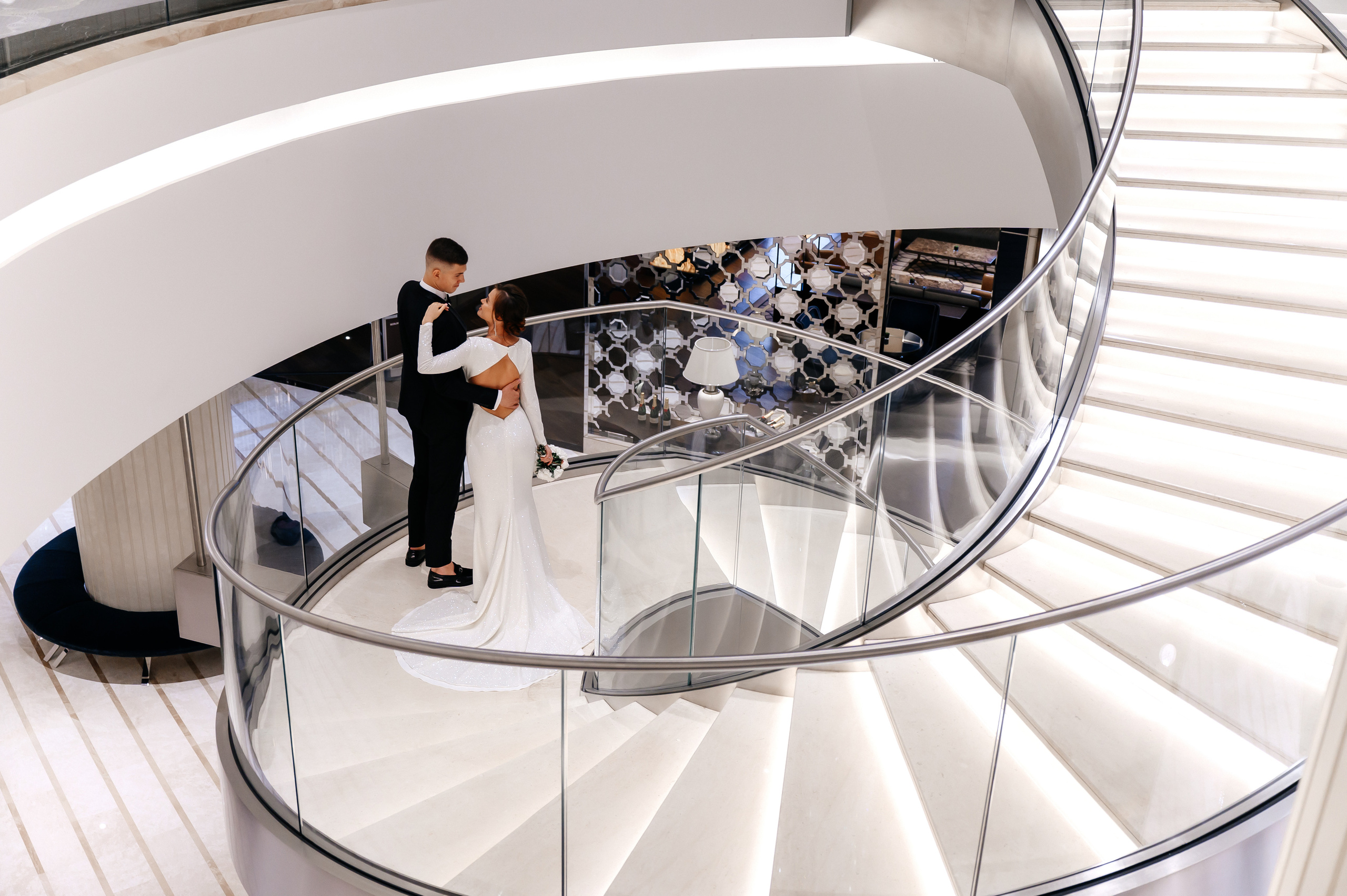 Тома + Антон. Свадебный видеограф и фотограф в Москве Никонова Анна