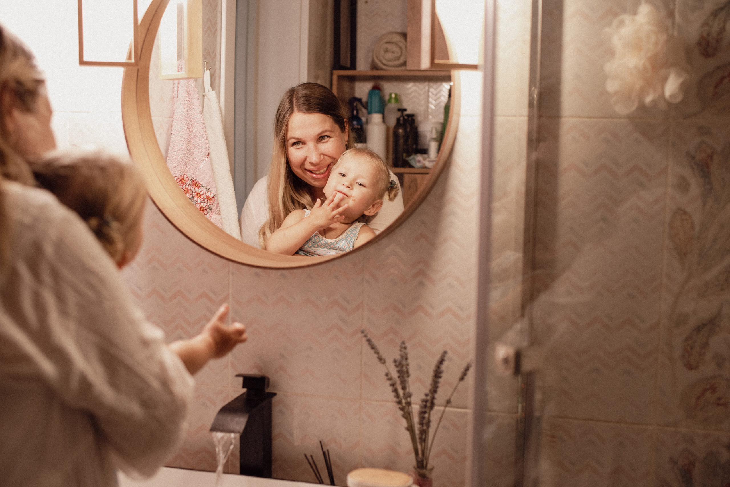 Семья Марины дома. Семейный фотограф в Севастополе Куценко Светлана
