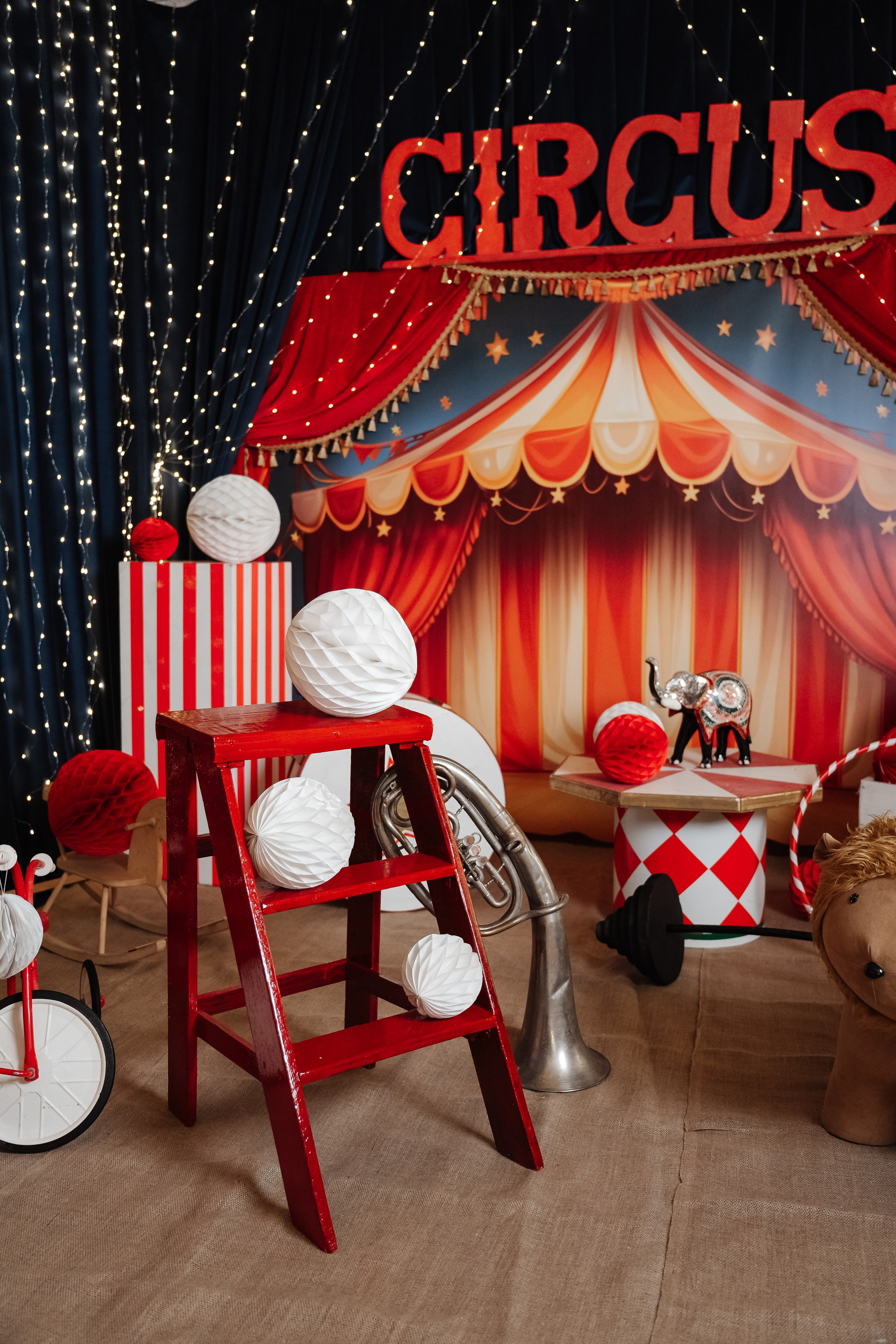 Фотостудия в центре СОЧИ, рядом с ТЦ МореМолл, все для фото и видео. Семейный фотограф в Сочи Лара Salut