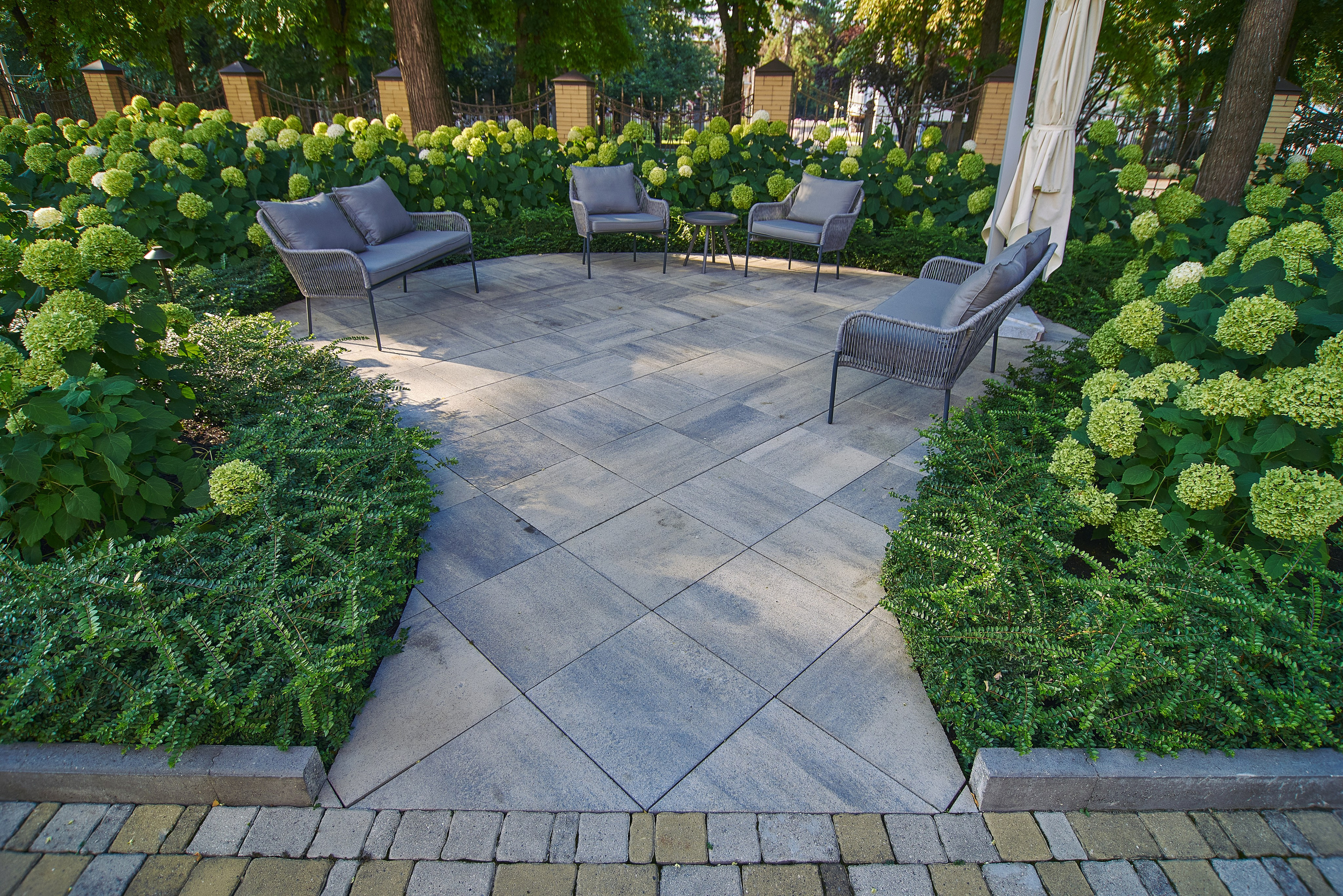 Тротуарная плитка. Константин Кордонский | Интерьерный и food-фотограф в Кисловодске и КМВ