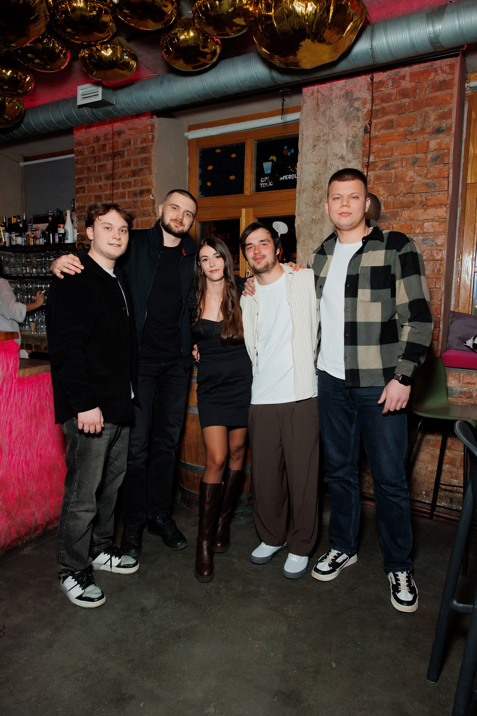 VINOTEKA BAR x MAGAZ. СВОИ. ФОТООТЧЕТЫ-СОБЫТИЯ-МЕСТА