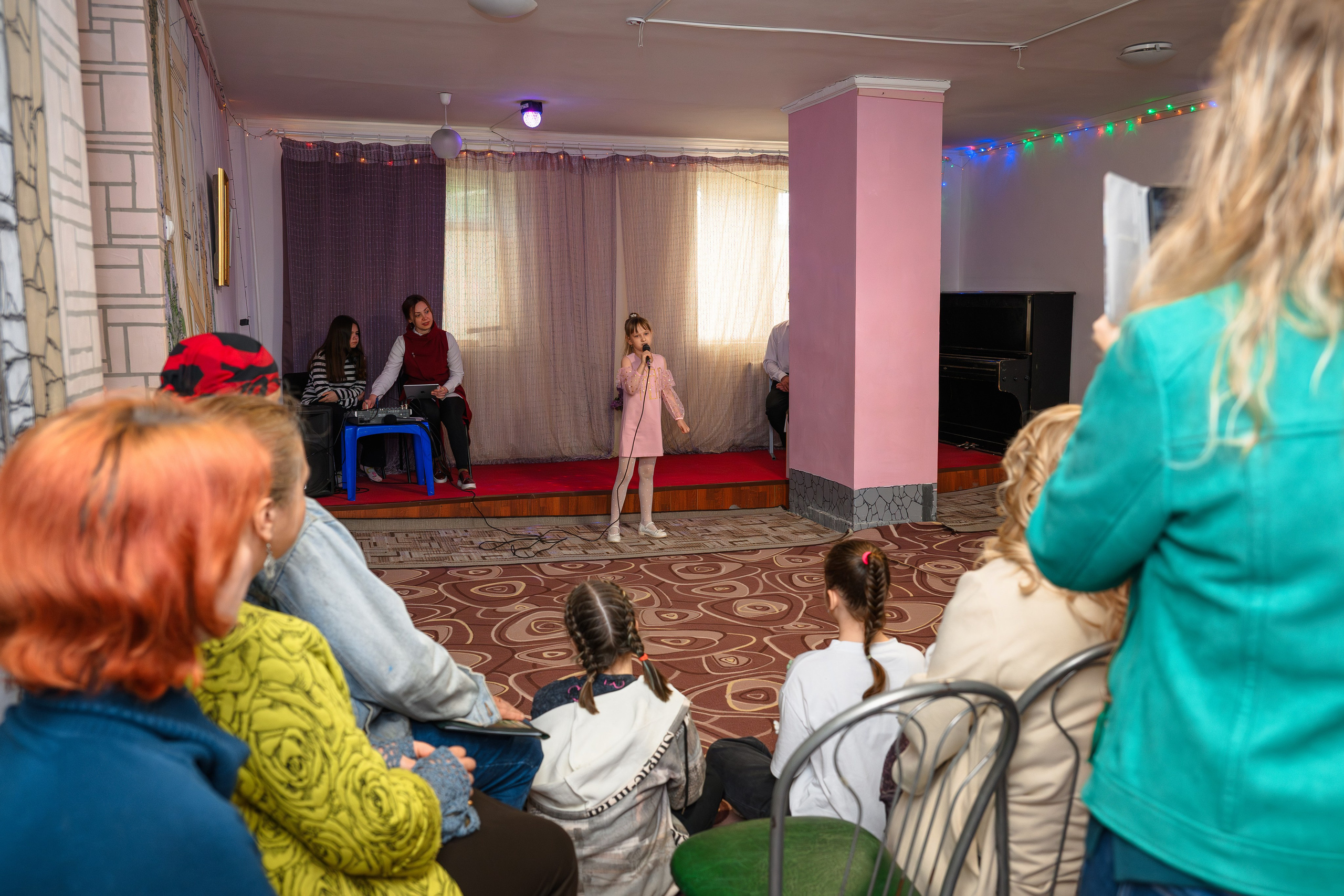 «Цветущий май». Семейный клуб «Открытый город»