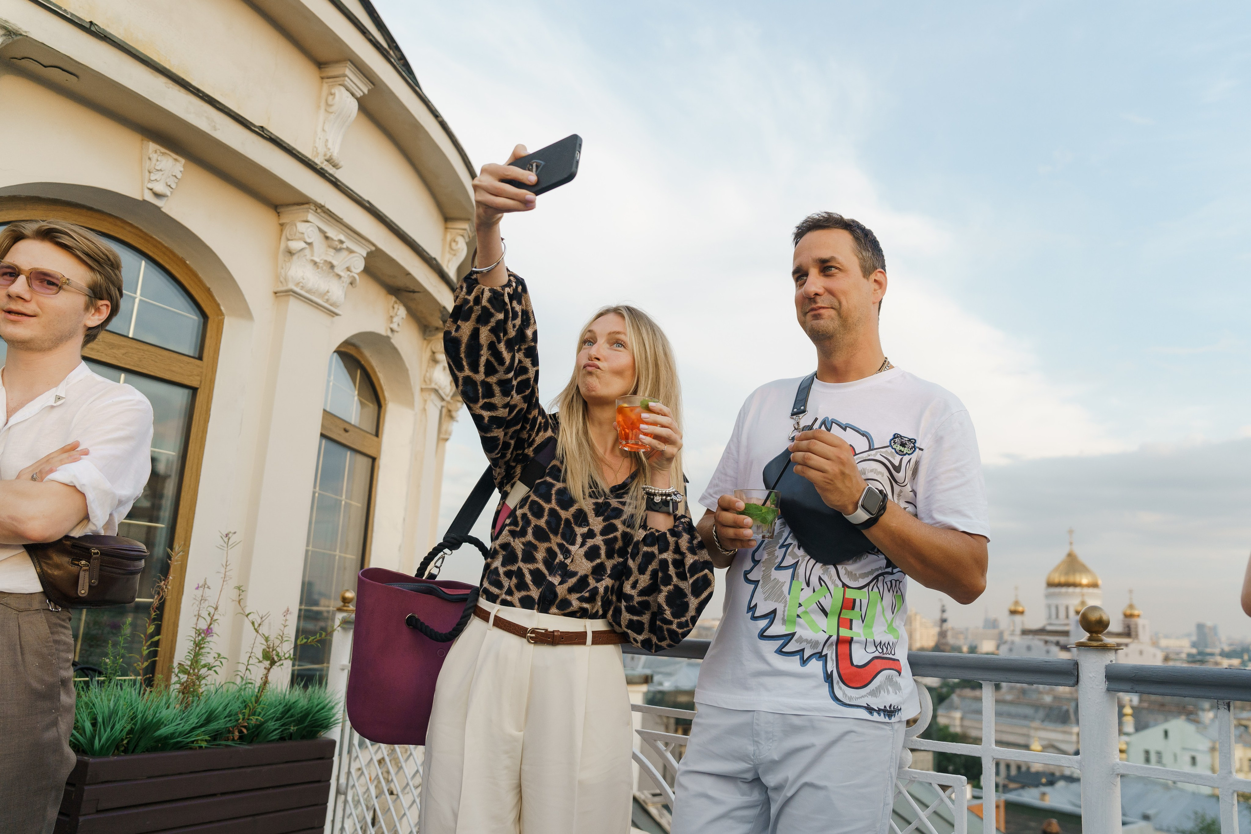 МЕДИА СЕКРЕТЫ на крыше. Свадебный фотограф в Москве и Подмосковье Виктор Одинцов