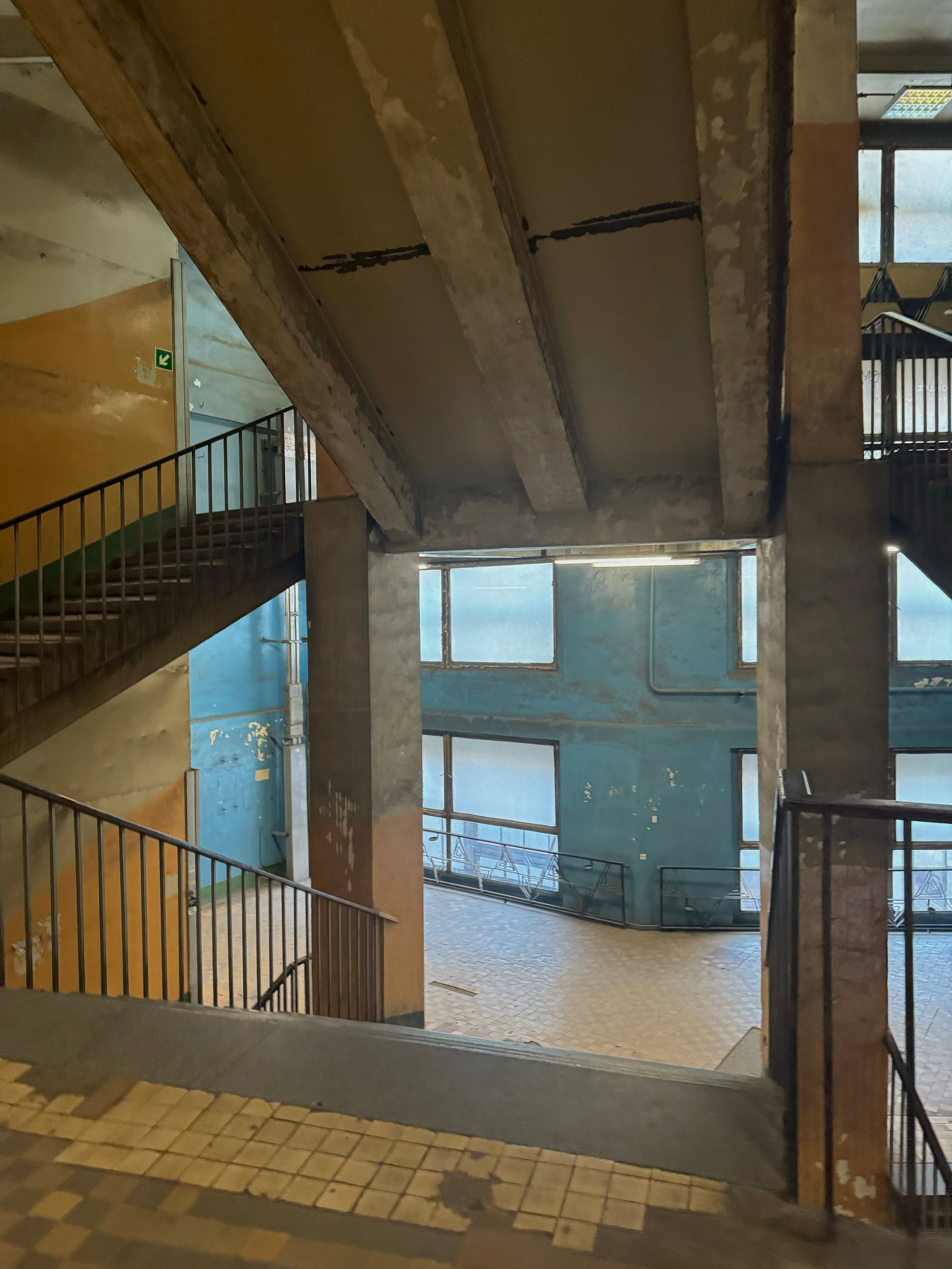 Электрозавод. Проект «Фотокладовка»: блог уличной фотографии в формате street photo