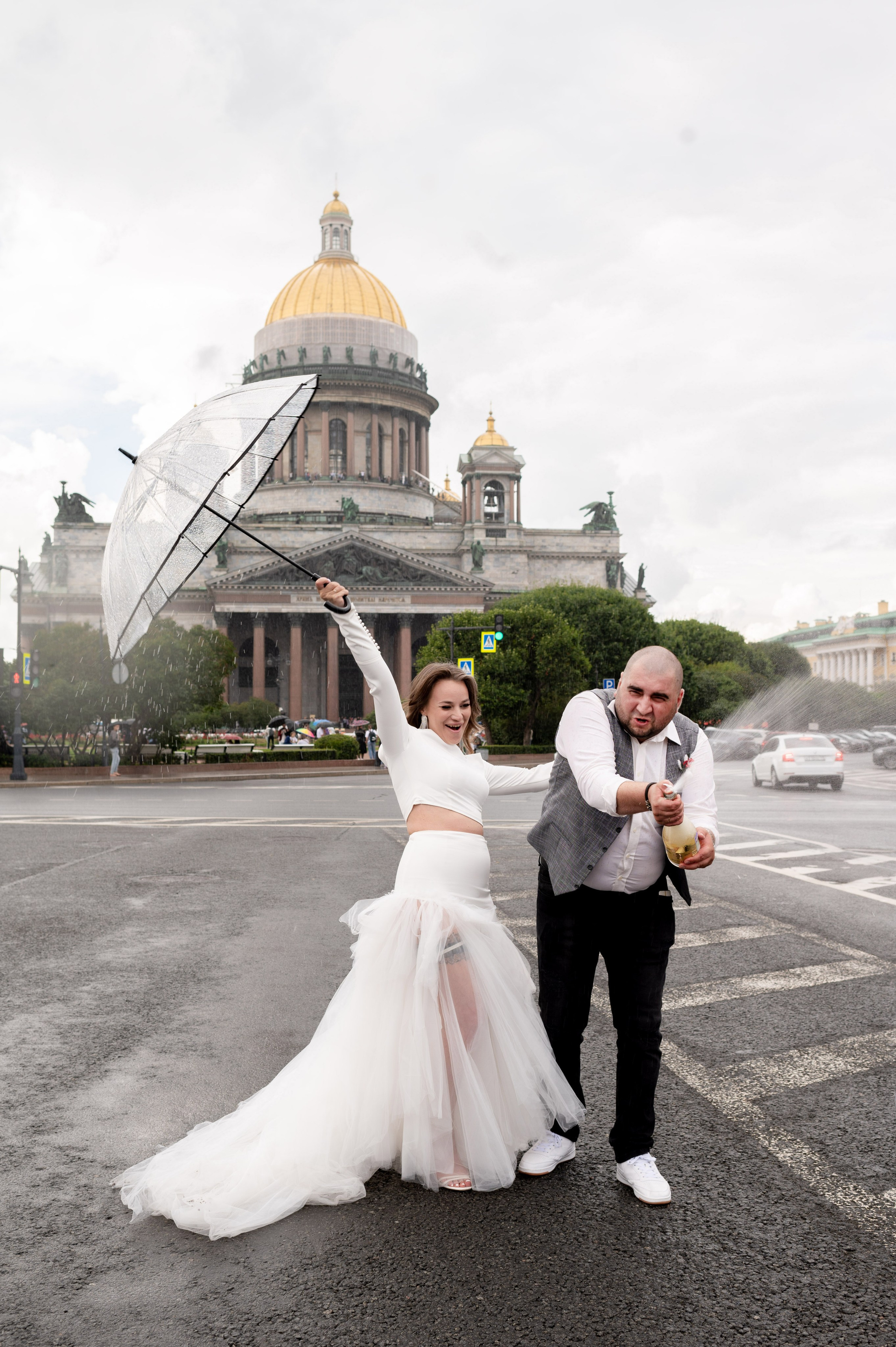 Экстравагантная свадебная фотосессия Светланы и Славы по нетрадиционным и оригинальным местам для свадебной прогулки в Санкт-Петербурге. Портретный, семейный и свадебный фотограф в Санкт-Петербурге и в Пушкине Ширяев Денис