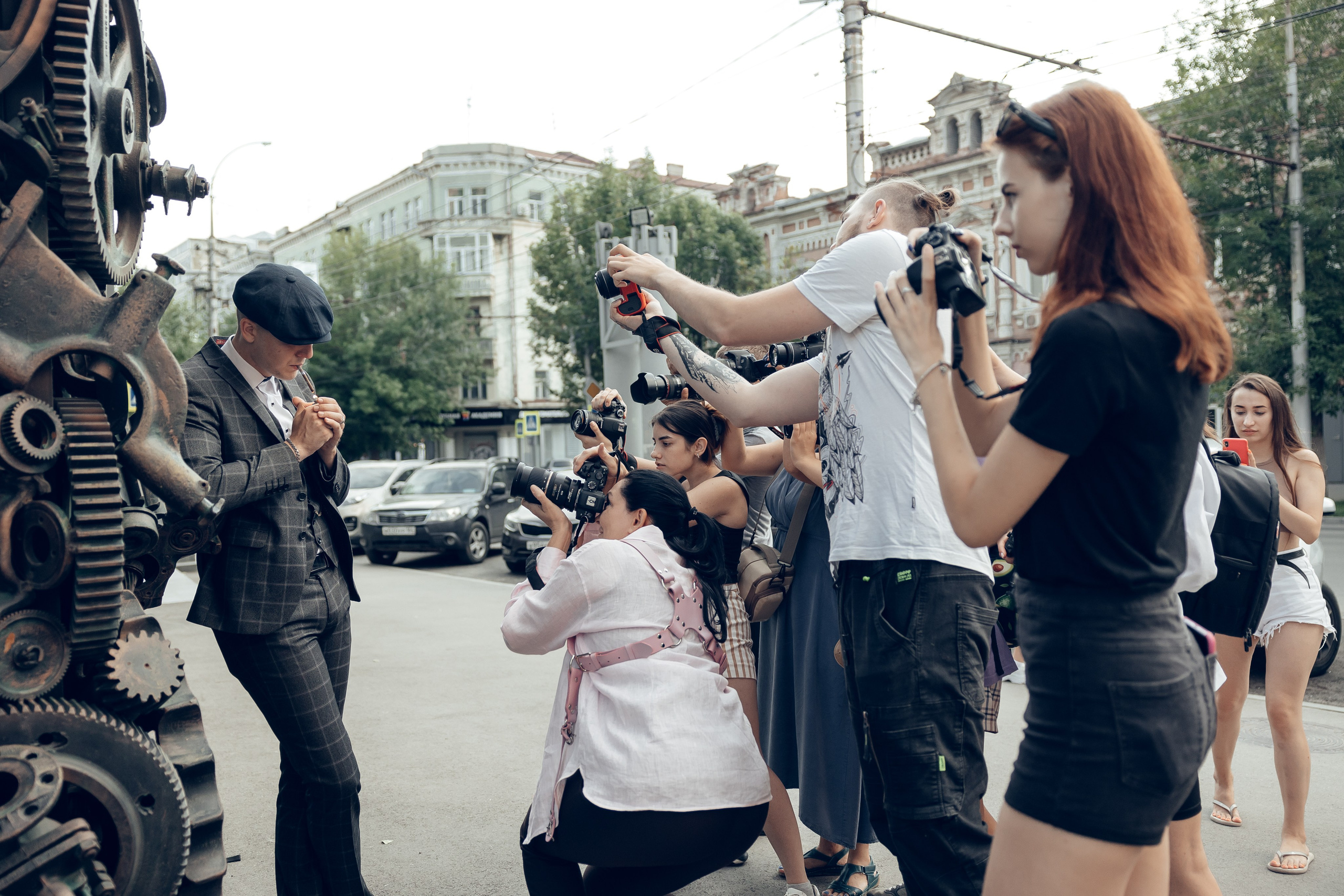 Оффлайн-курсы. Медиашкола Факультет — сеть фотошкол, в которой преподают профессиональные практикующие фотографы с огромным опытом!