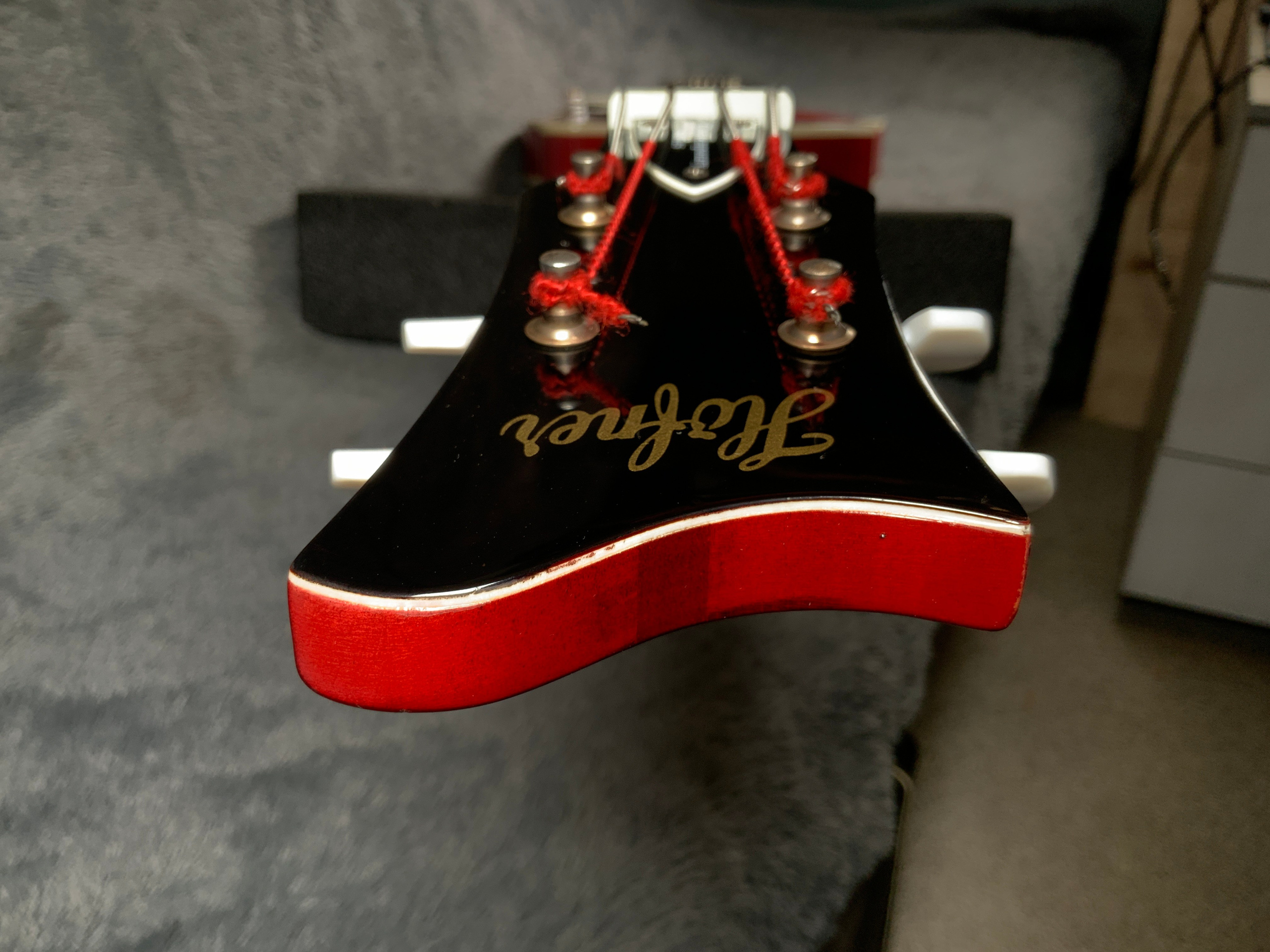 Hofner HCT-500/2 Contemporary Club Bass