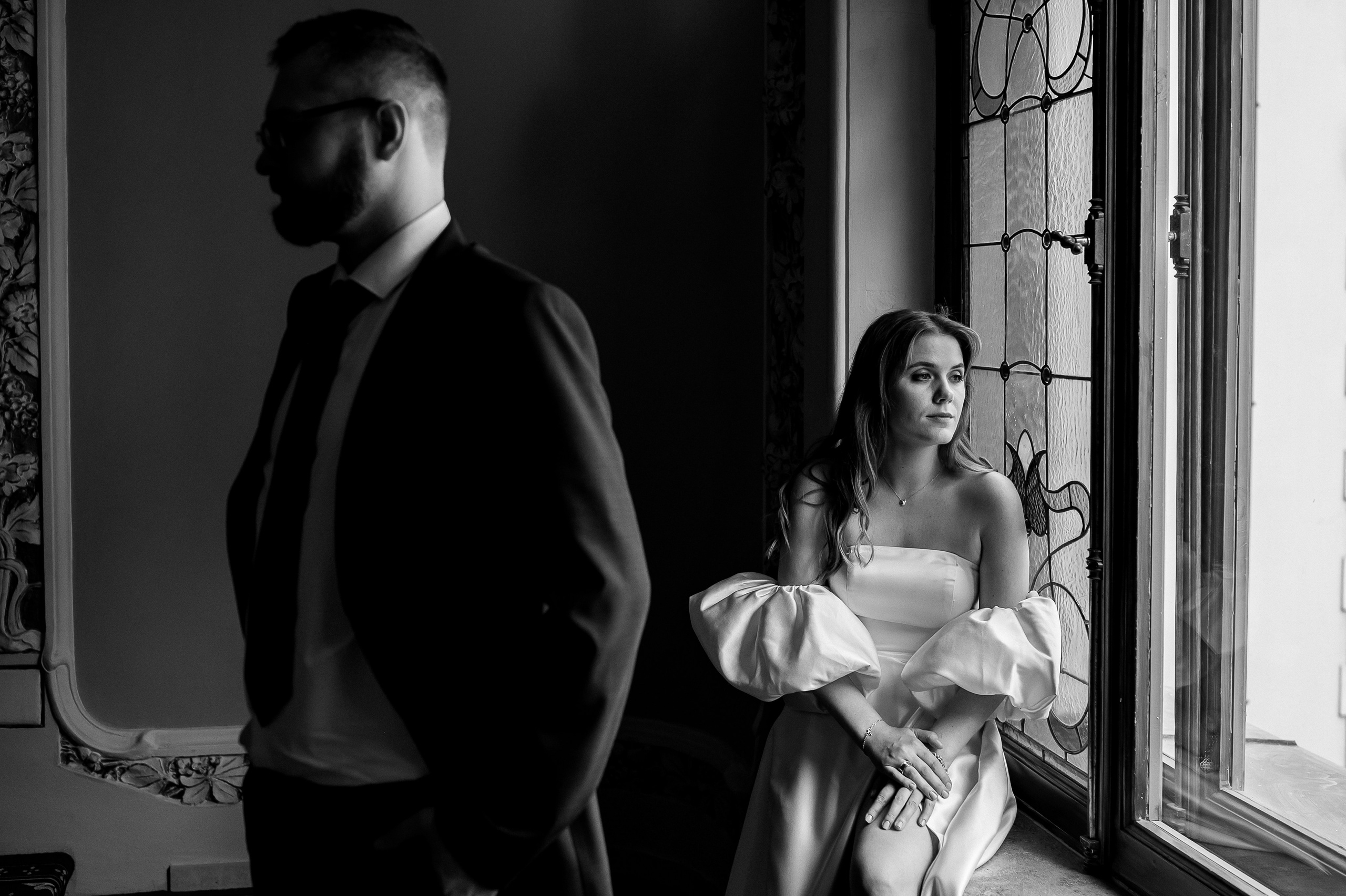 Жених и не веста на фотосессии