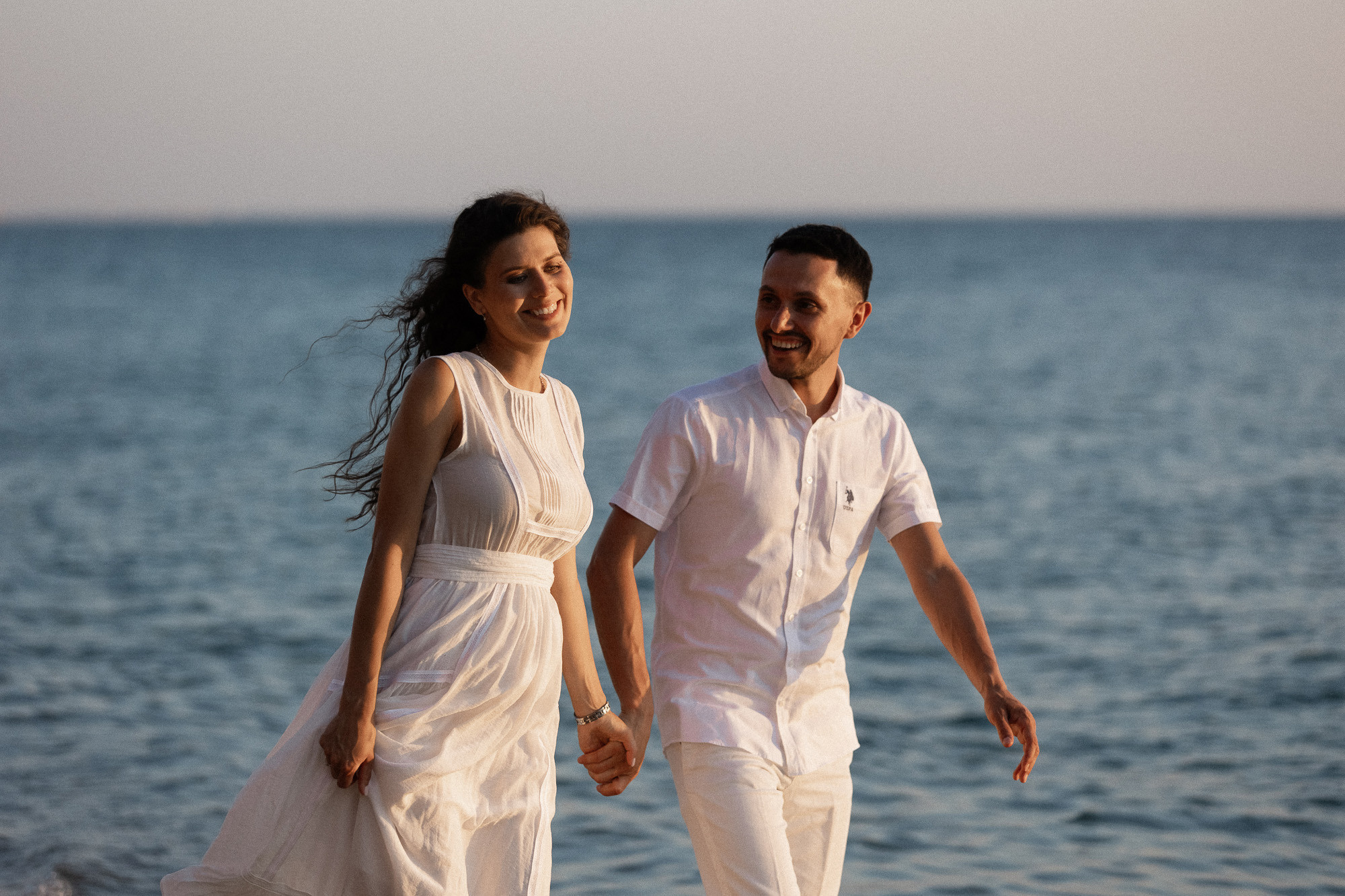 Женя и Настя - Лавстори на западном берегу Крыма в Орловке и Каче. Свадебный фотограф, фотосъемка в Крыму, Севастополе, Симферополе, Ялте