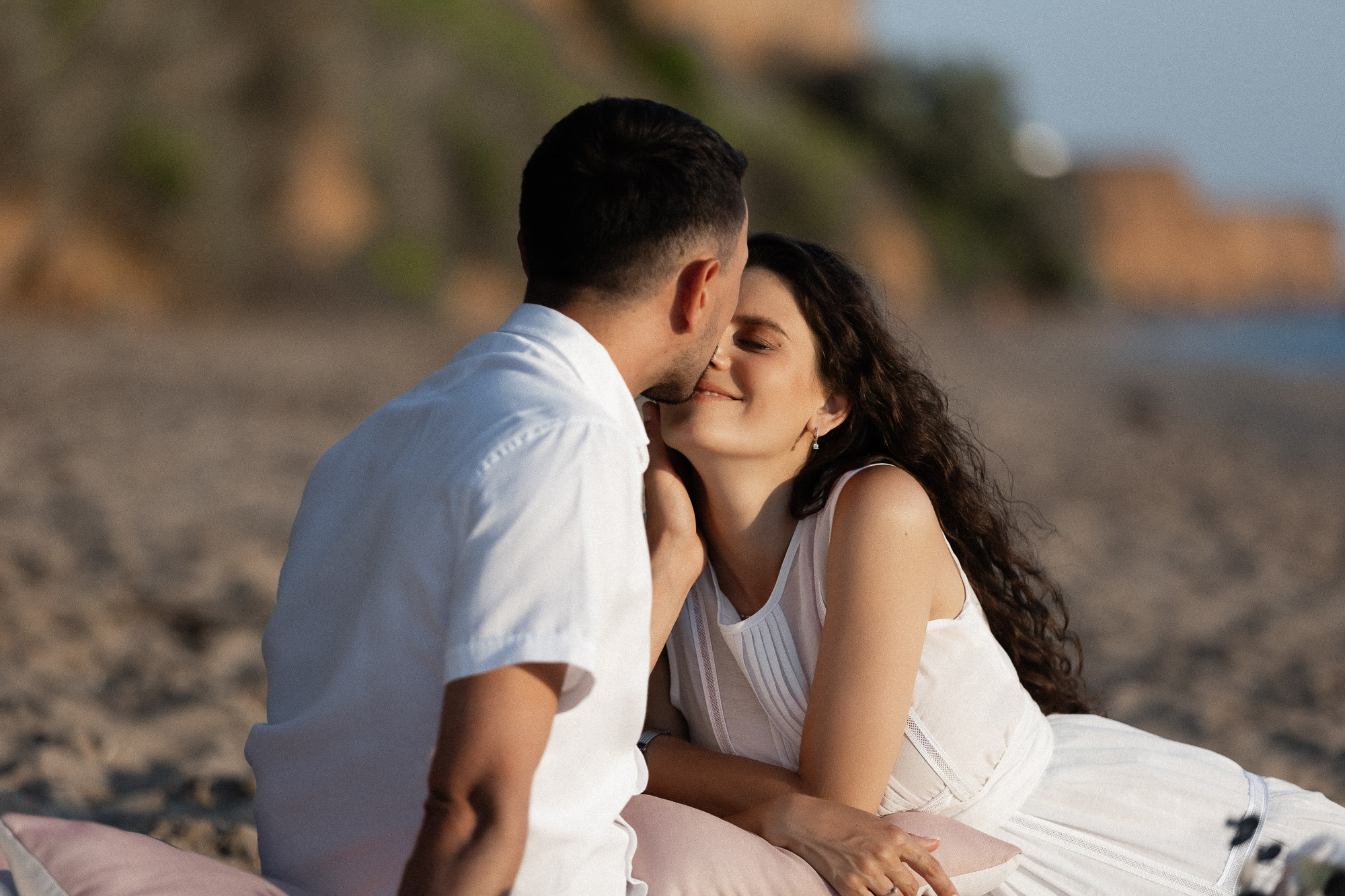 Женя и Настя - Лавстори на западном берегу Крыма в Орловке и Каче. Свадебный фотограф, фотосъемка в Крыму, Севастополе, Симферополе, Ялте