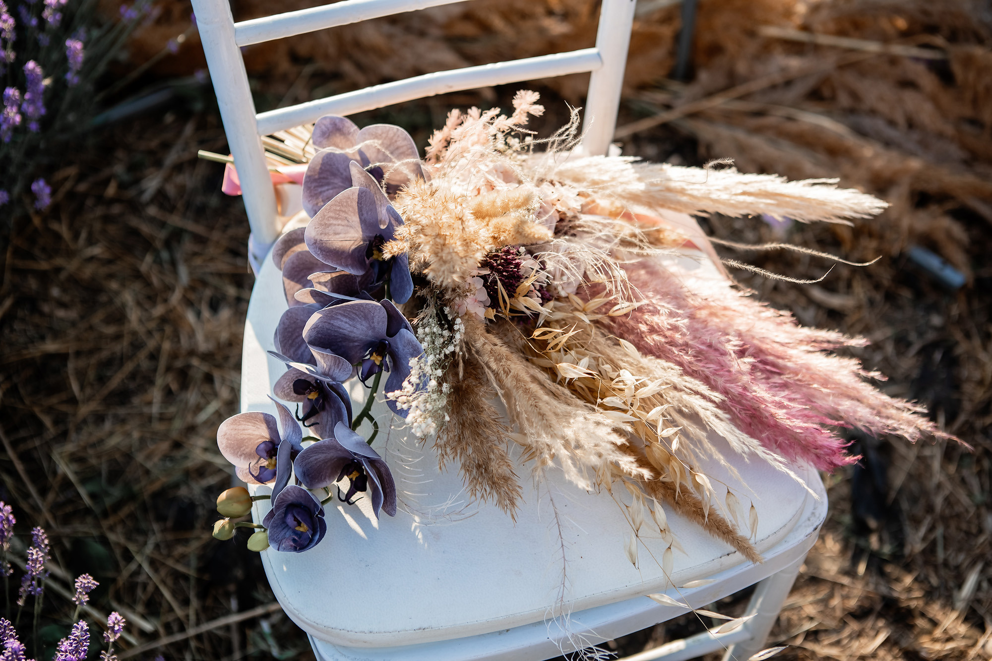 Вадим и Катя - свадебная выездная церемония и фотосессия в лаванде. Свадебный фотограф, фотосъемка в Крыму, Севастополе, Симферополе, Ялте