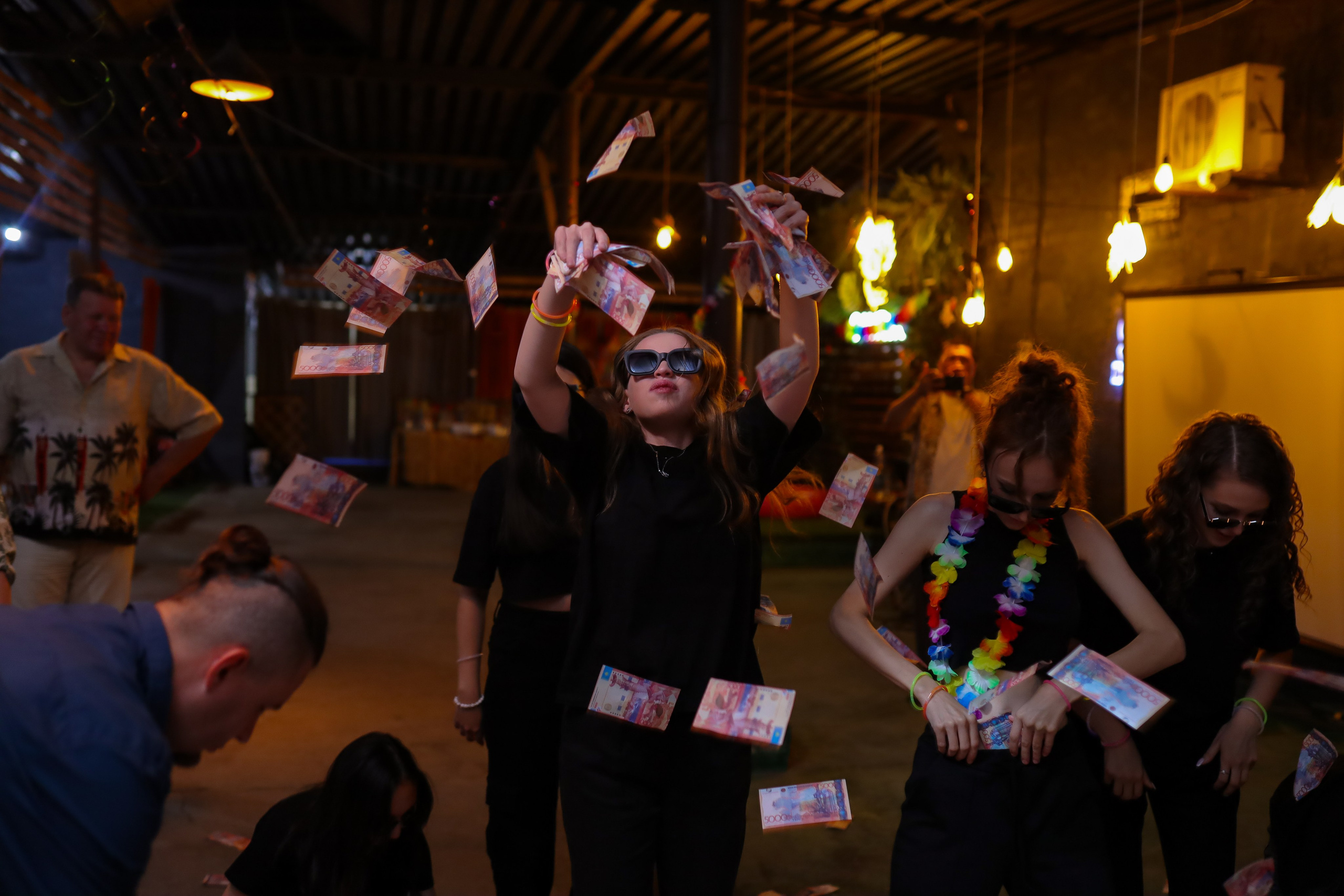 Выпускники. Фотограф в Жезказгане. Графический дизайнер