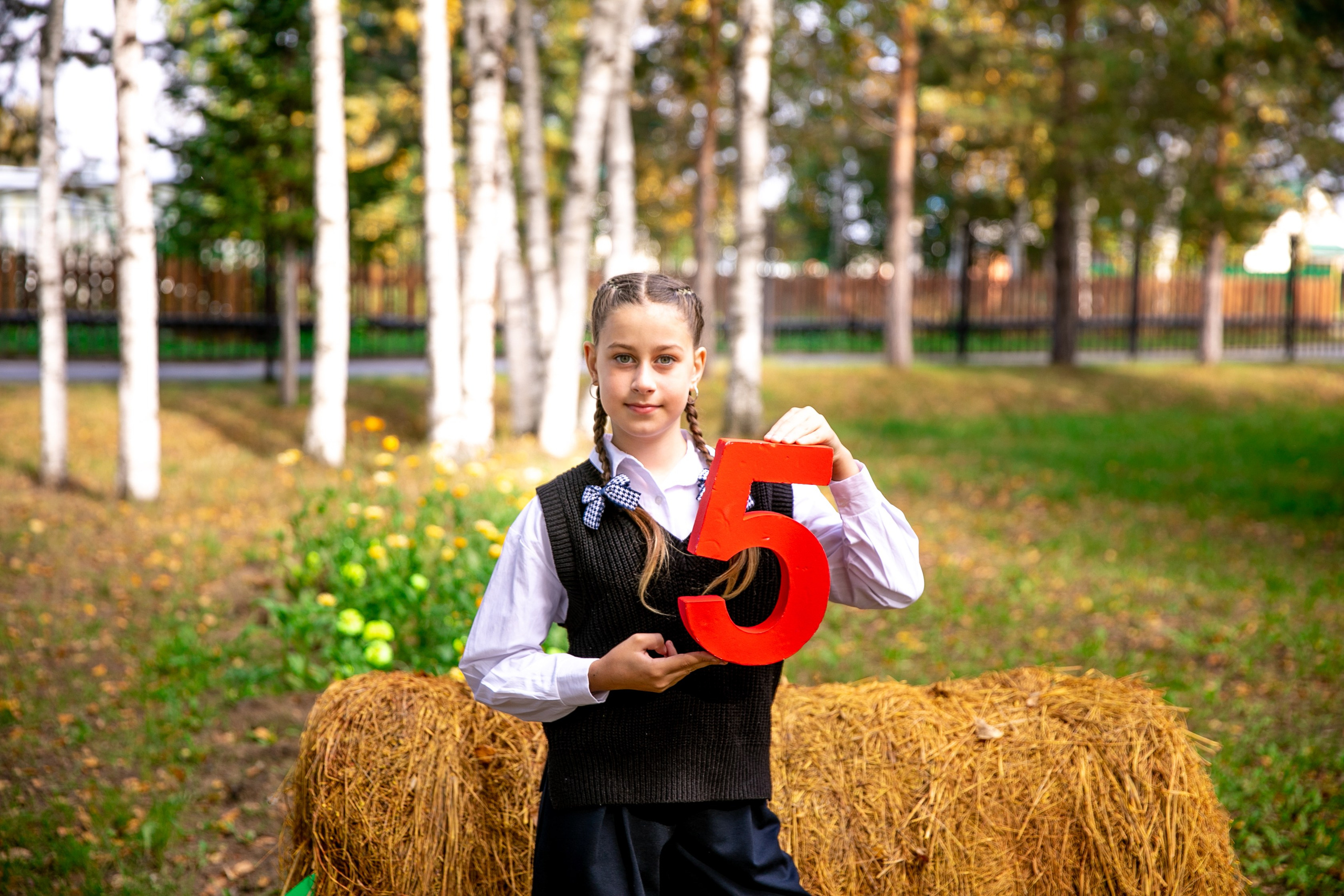 Выпускные альбомы начальная школа. Семейный и детский фотограф София Шарабурко, Томская область