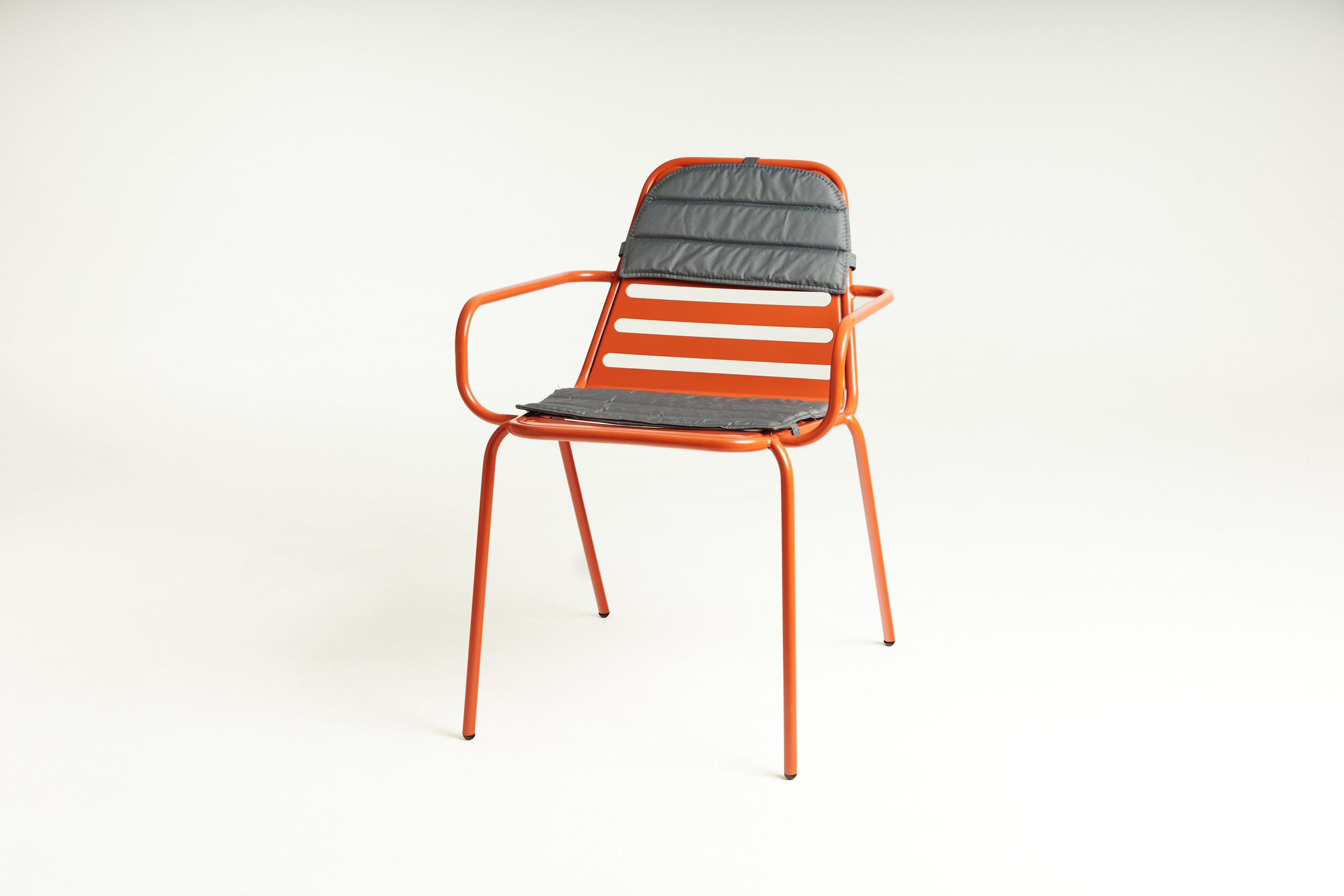 Фотограф интерьера, мебели и портрета в Санкт-Петербурге