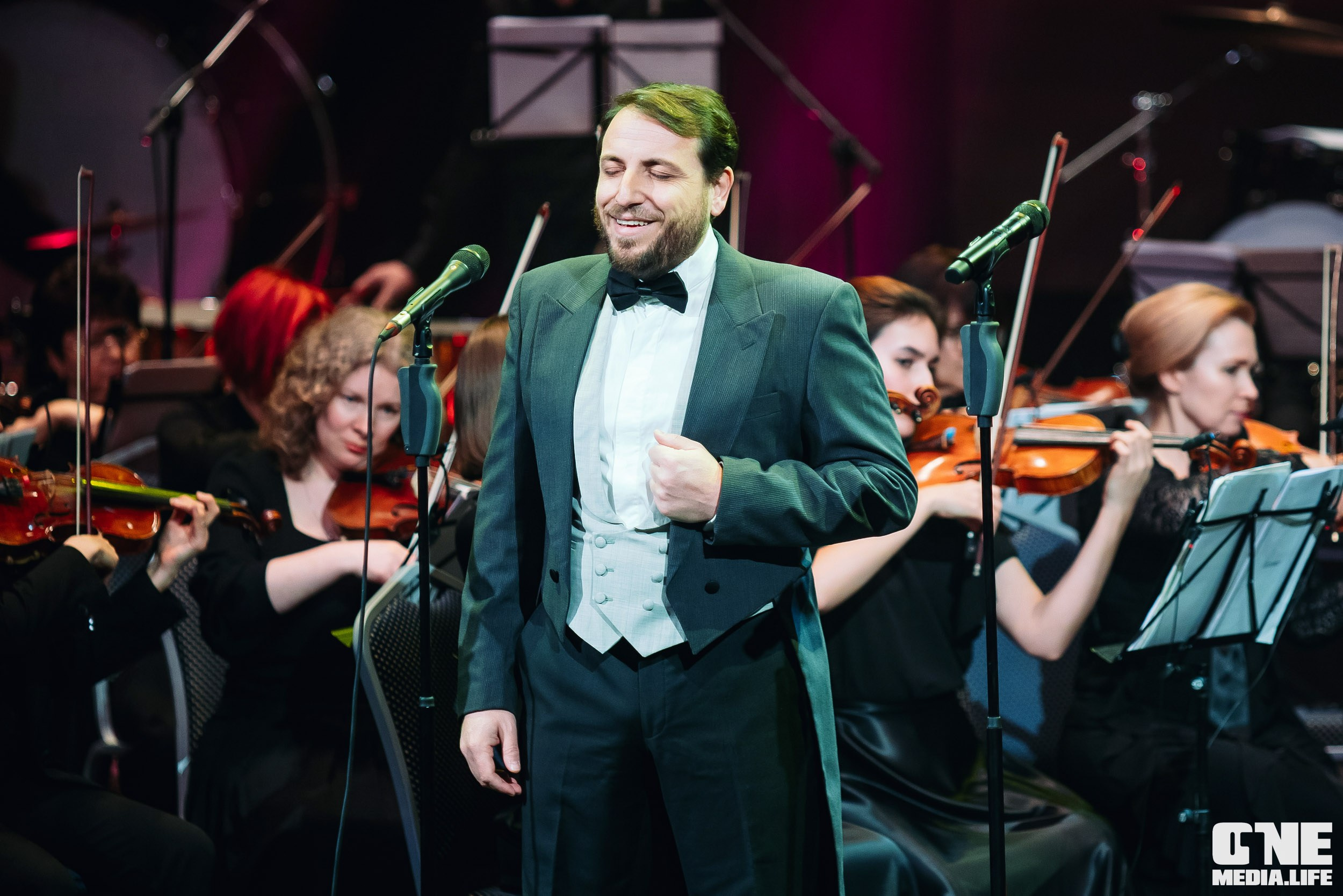 Концерт 8 марта в Янтарь холл. One Media Life: фоторепортажи, фотоотчеты с мероприятий и заведений