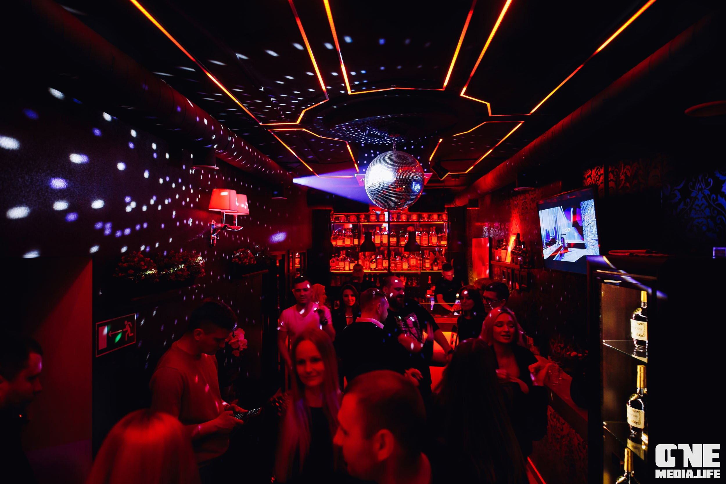 Dj Alexey Viper в Nisha. One Media Life: фоторепортажи, фотоотчеты с мероприятий и заведений