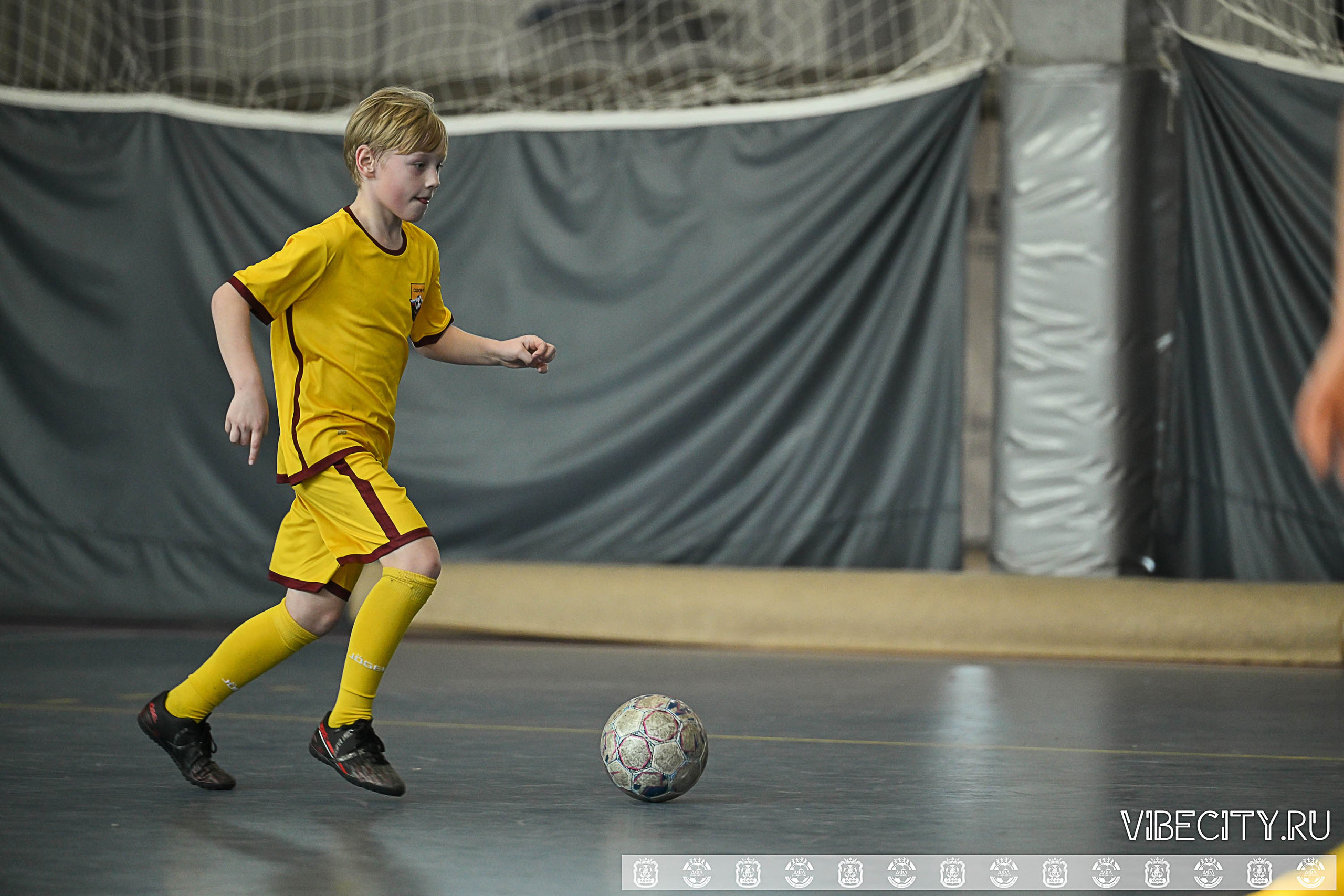 БАЛТИЙСКАЯ ЛИГА ПО ФУТЗАЛУ U10. VIBECITY.RU Вайб Сити Ру Фоторепортажи Фотоотчеты Калининград