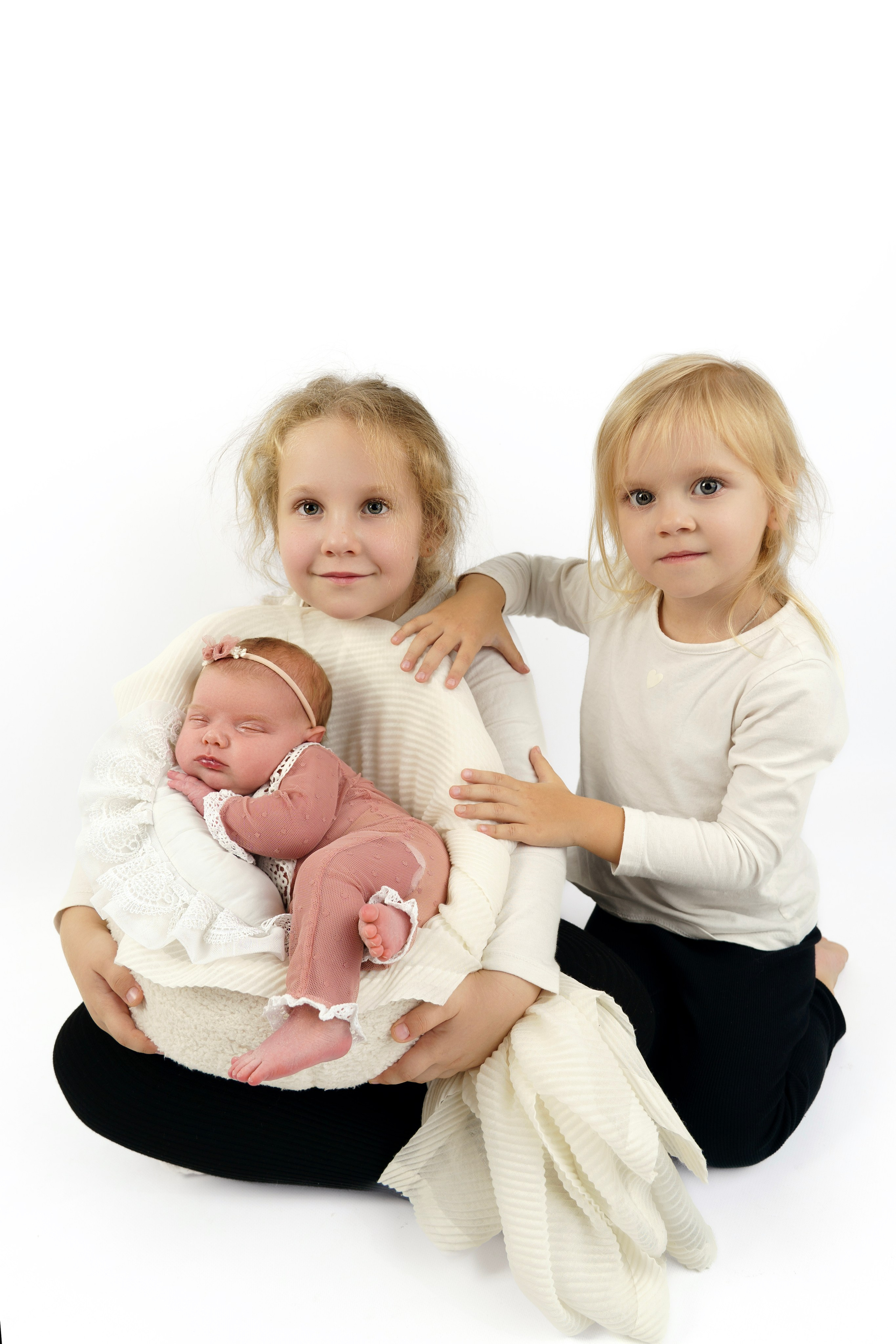 Фотосессия новорожденного (newborn). Фотограф новорожденных, детей до года и беременных в Симферополе