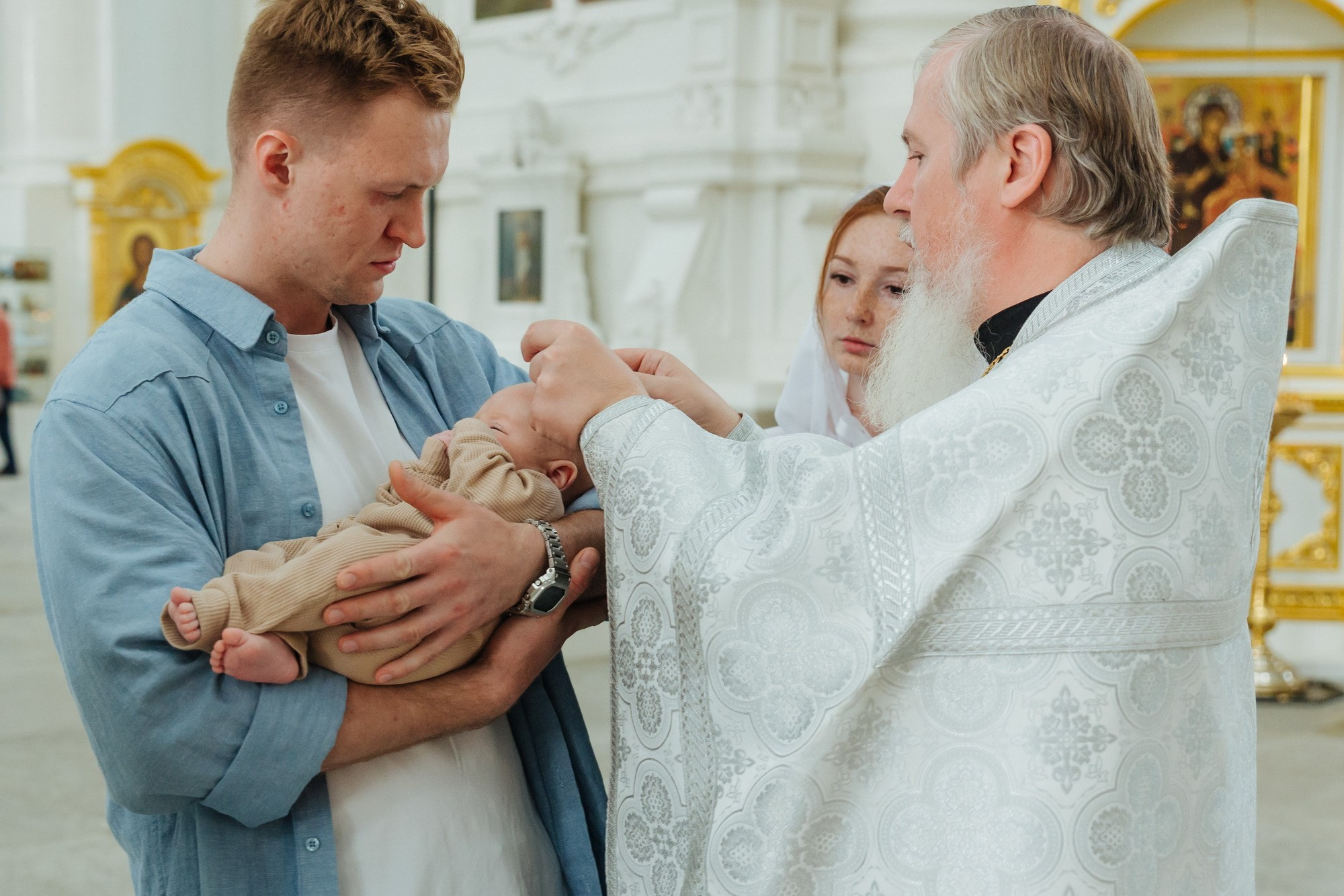 Индивидуальное крещение Смольный собор, фотограф Денис Дорфф. Фотограф крещение венчание в Петербурге! Помогает подобрать храм и посоветовал душевного батюшку в СПб