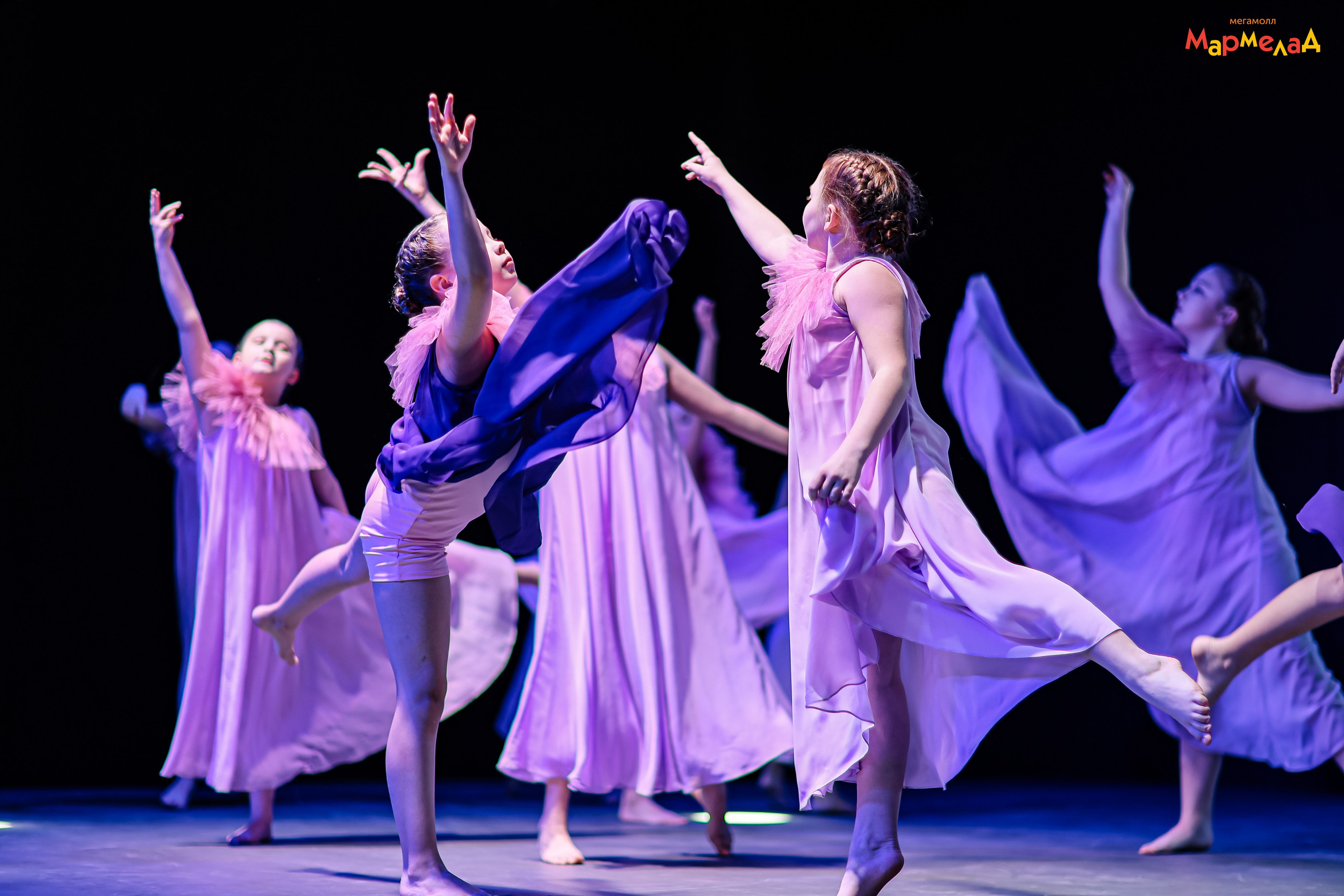 14.02 Любовь без границ в Мегамолл Мармелад. Команда специалистов в мире фотографии и видео. Детский фотограф, семейный фотограф