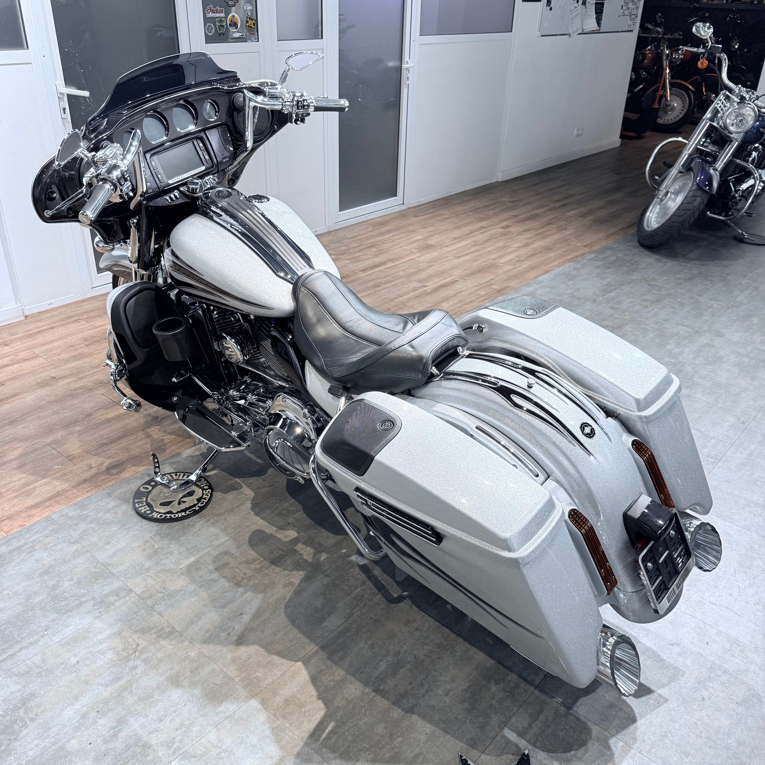 2015 CVO Street Glidе Sреcial 110 Наrd Сandy Сustоm. Hello Davidson, Москва. Только хорошие мотоциклы…