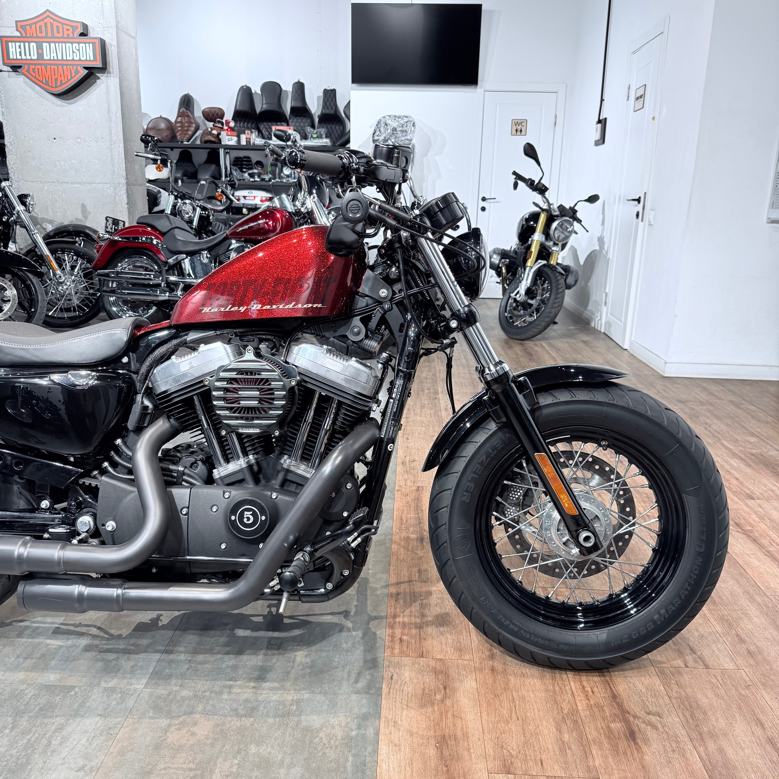 Купить Harley-Davidson 2015 Forty-Eight 1200 ABS (Softail/Dyna) — подробнее на сайте. Hello Davidson, Москва. Только хорошие мотоц