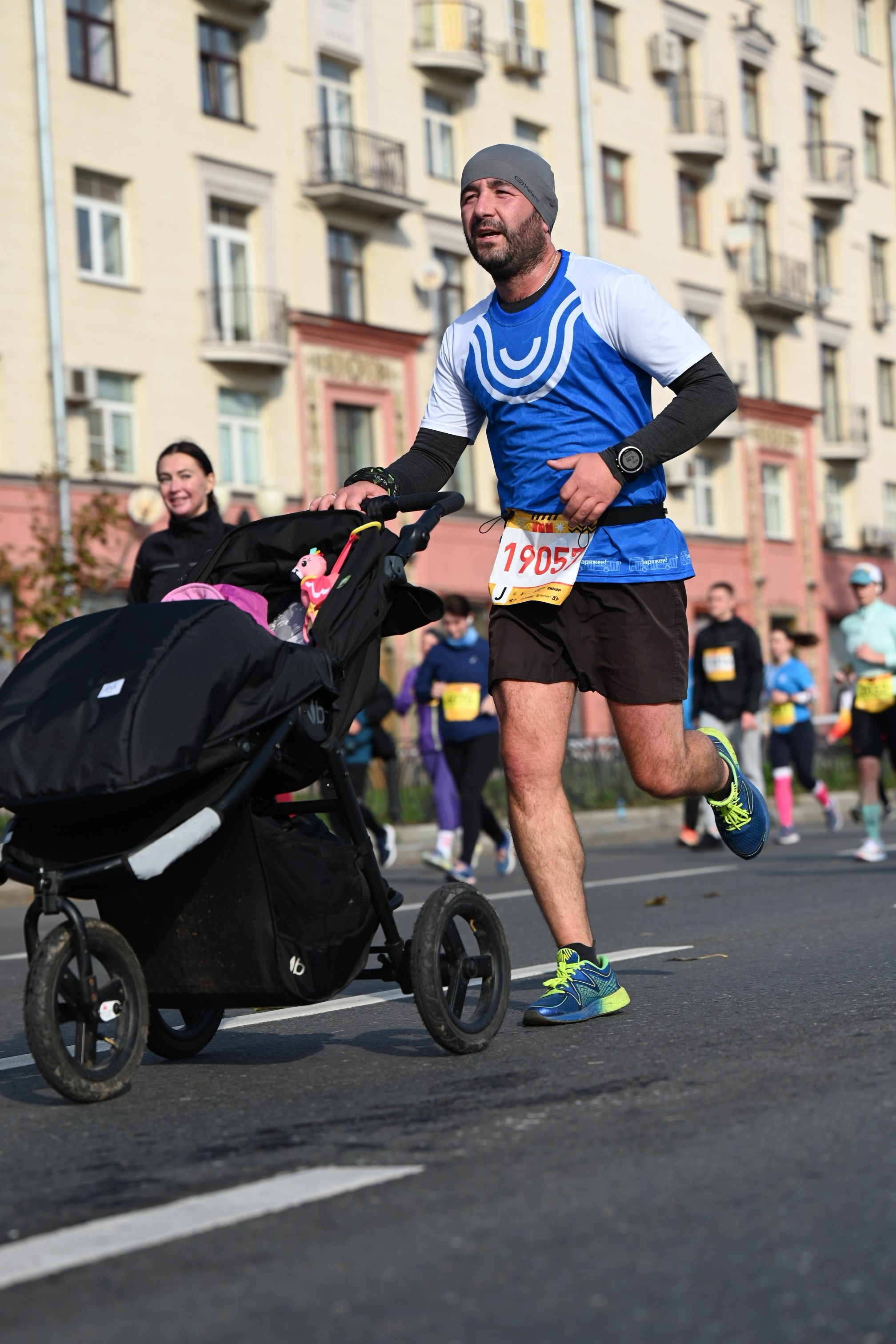 Фотосъёмка Московского марафона | Спортивный фотограф. Артём Савиных — профессиональный фотограф в Москве | Репортажи, свадьбы, портреты