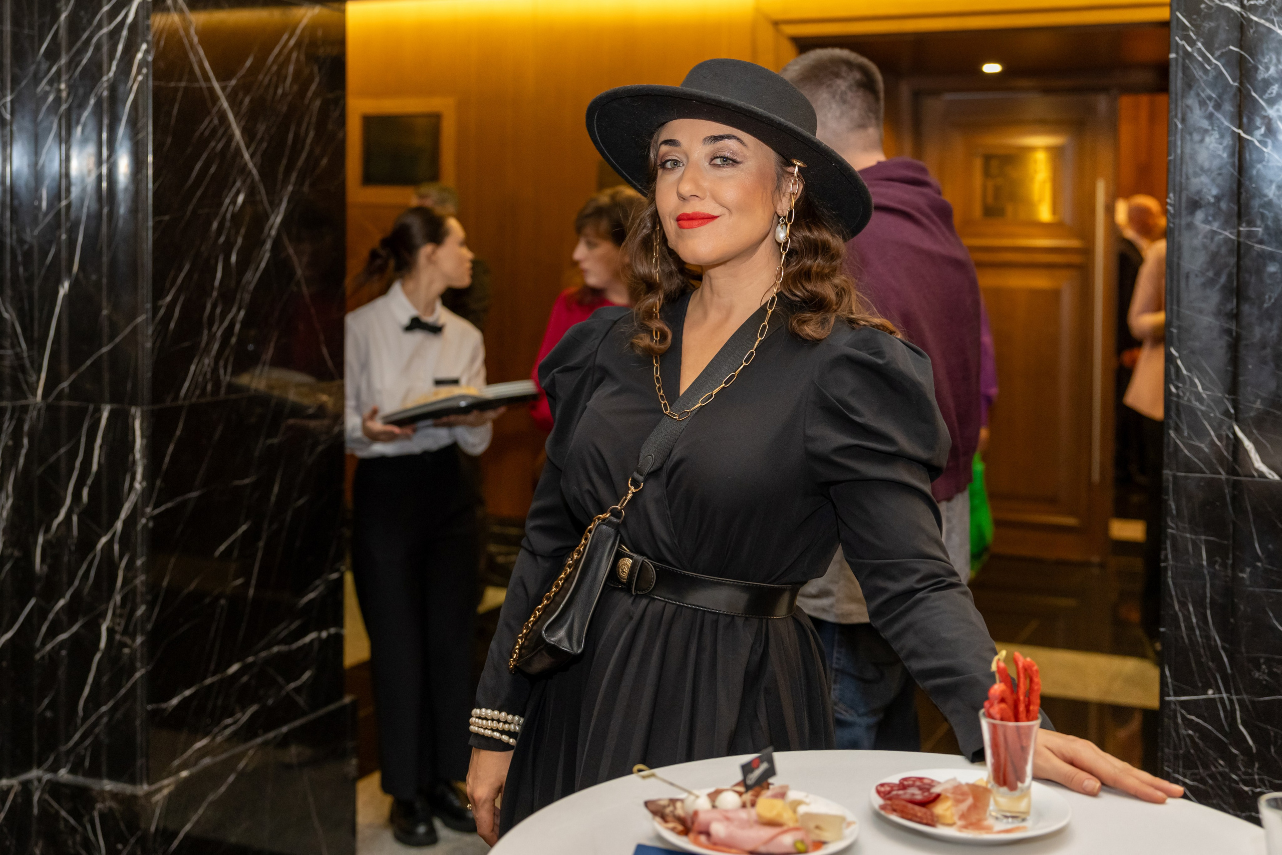 Репортажная фото- и видеосъемка Винного салона «Ароматный мир» в СПб